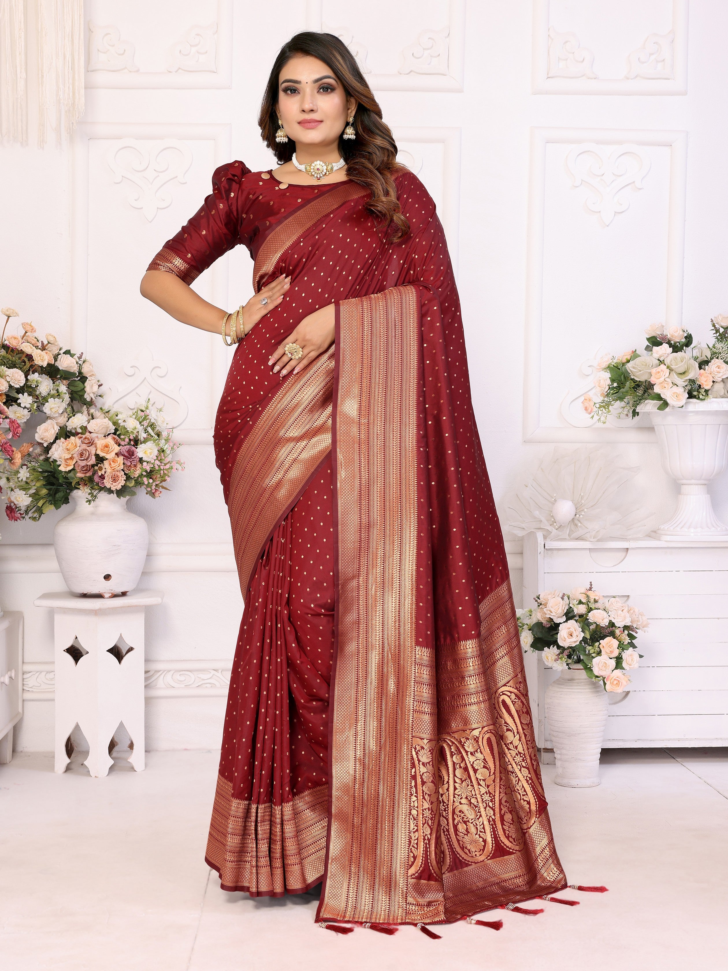 Girlie Woven Jari Designer Soft Silk Saree In Maroon