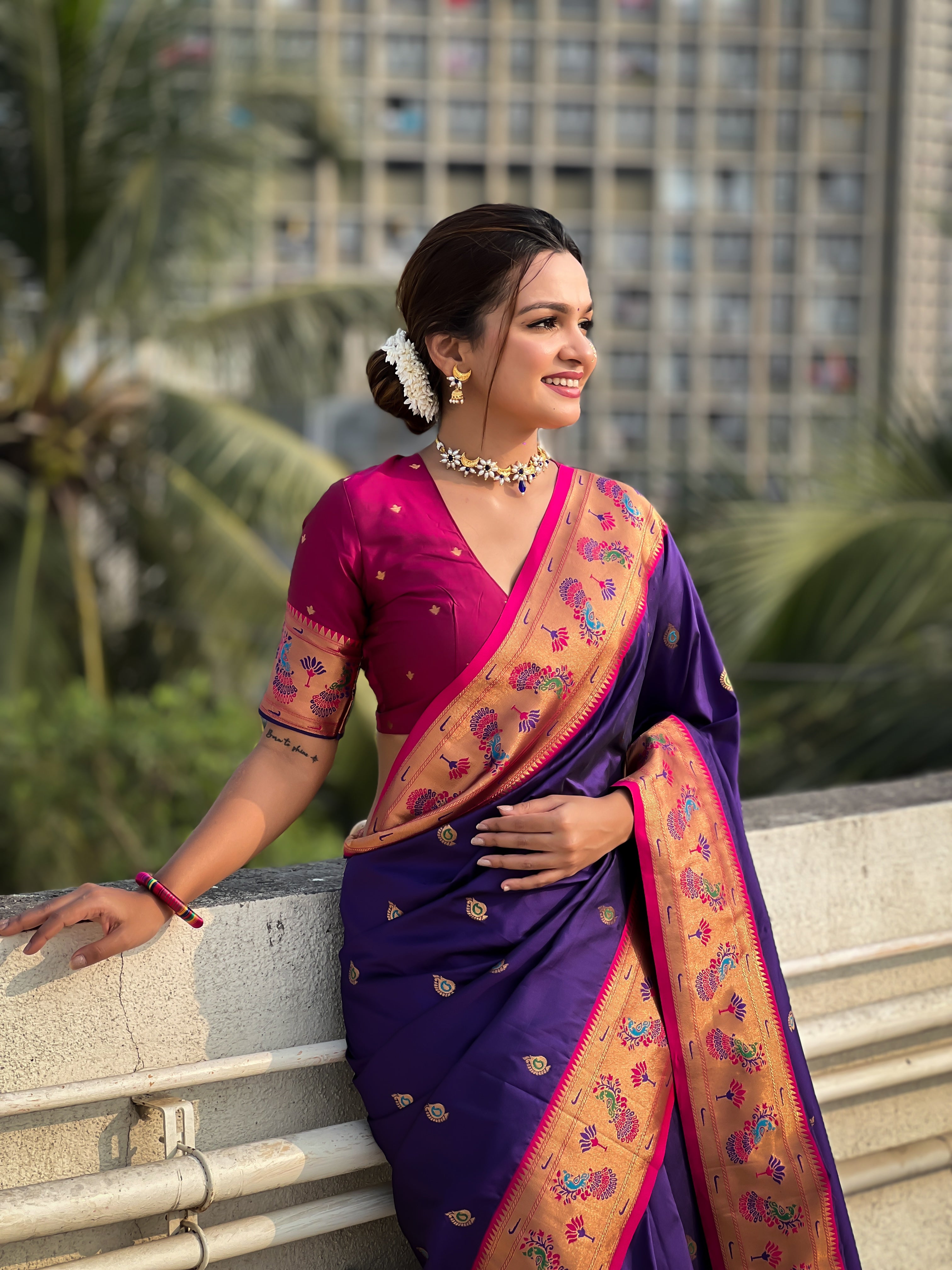 Glamorous Weaving Meenakari Designer Soft Silk Ethnic Partywear Lavender Saree