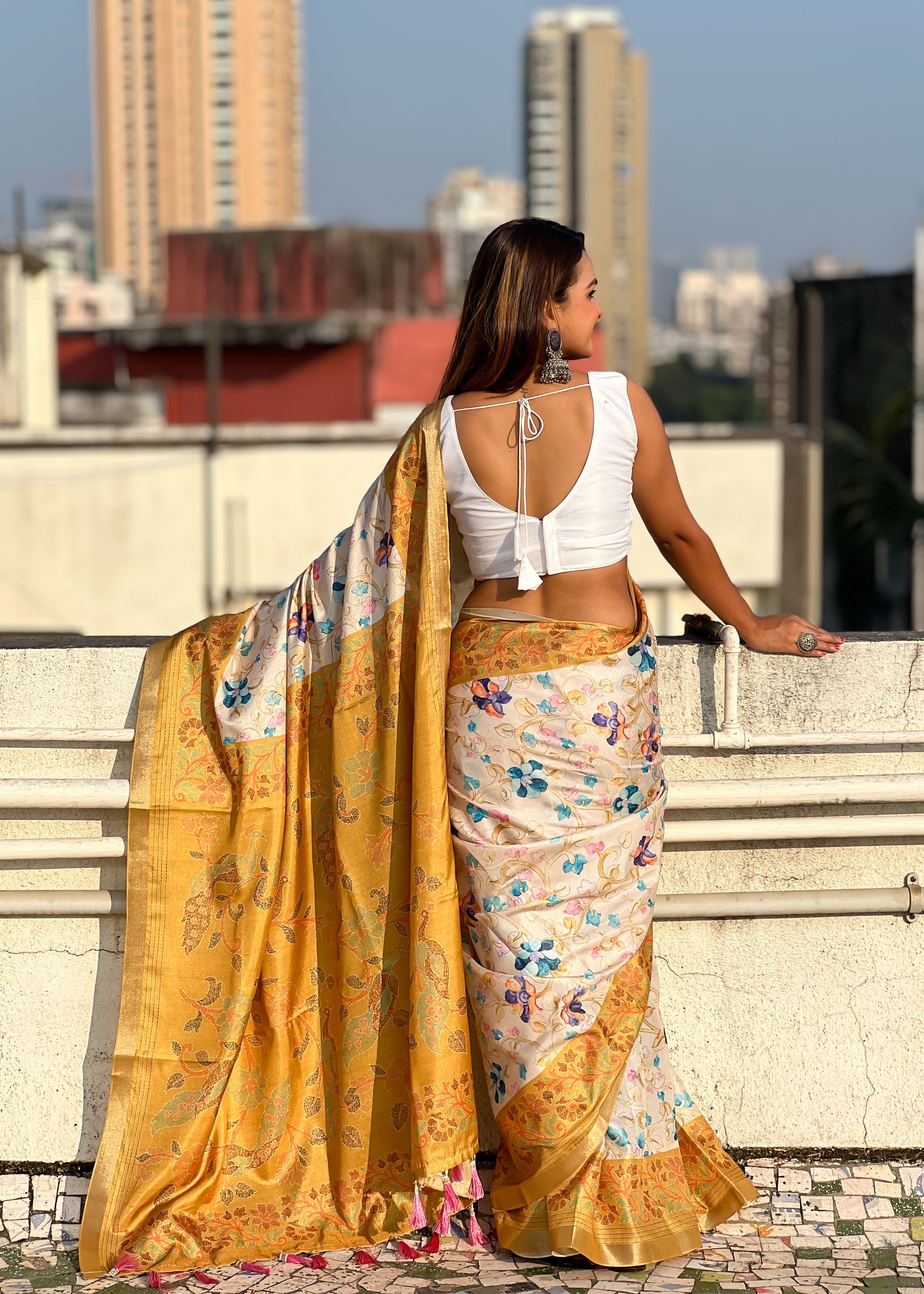 Gold Silk Blend Kalamkari Printed Saree