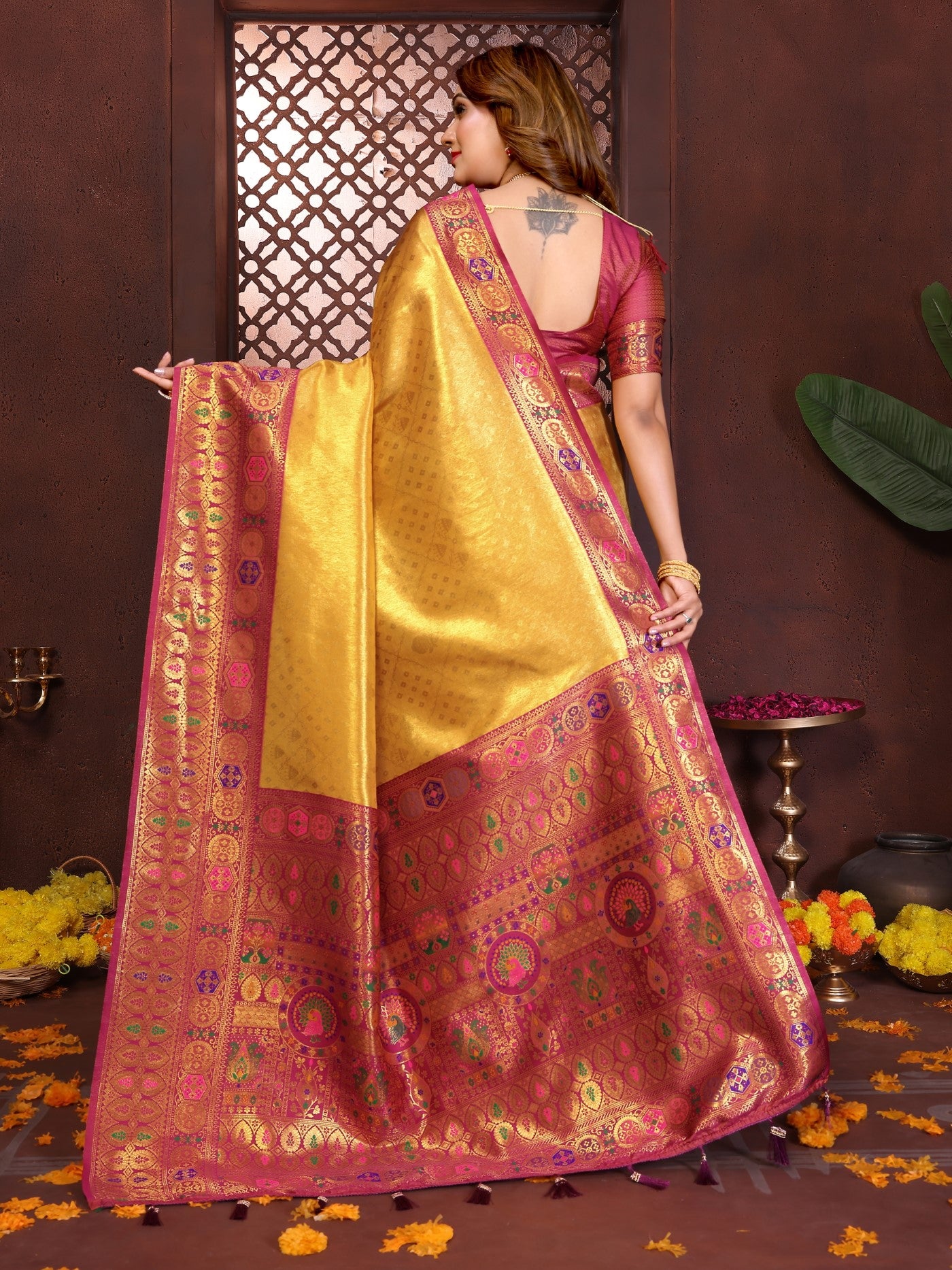 Gold Tissue Silk Saree With Classic Weaving