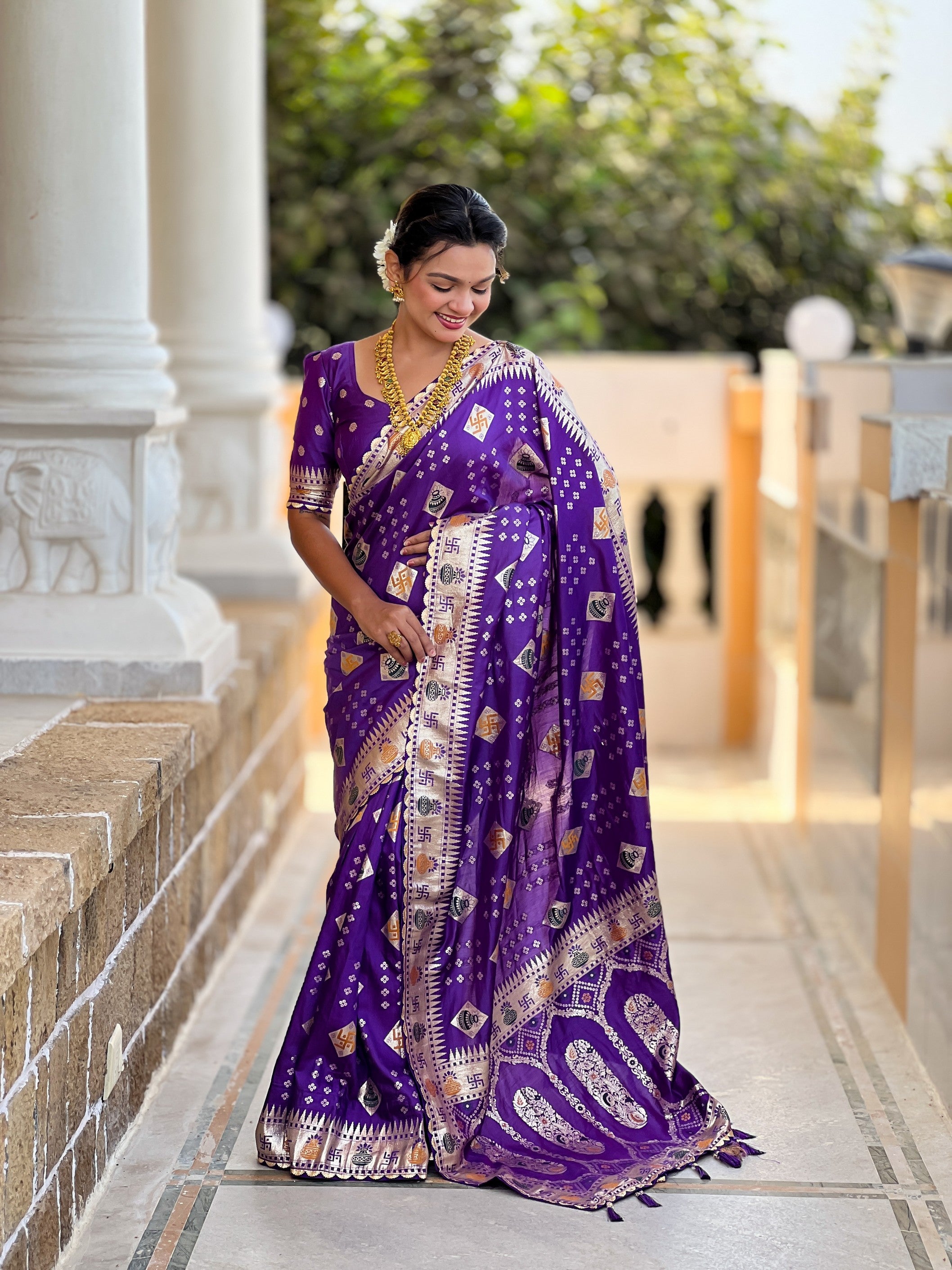 Graceful Woven Meenakari Designer Violet Dola Silk Saree