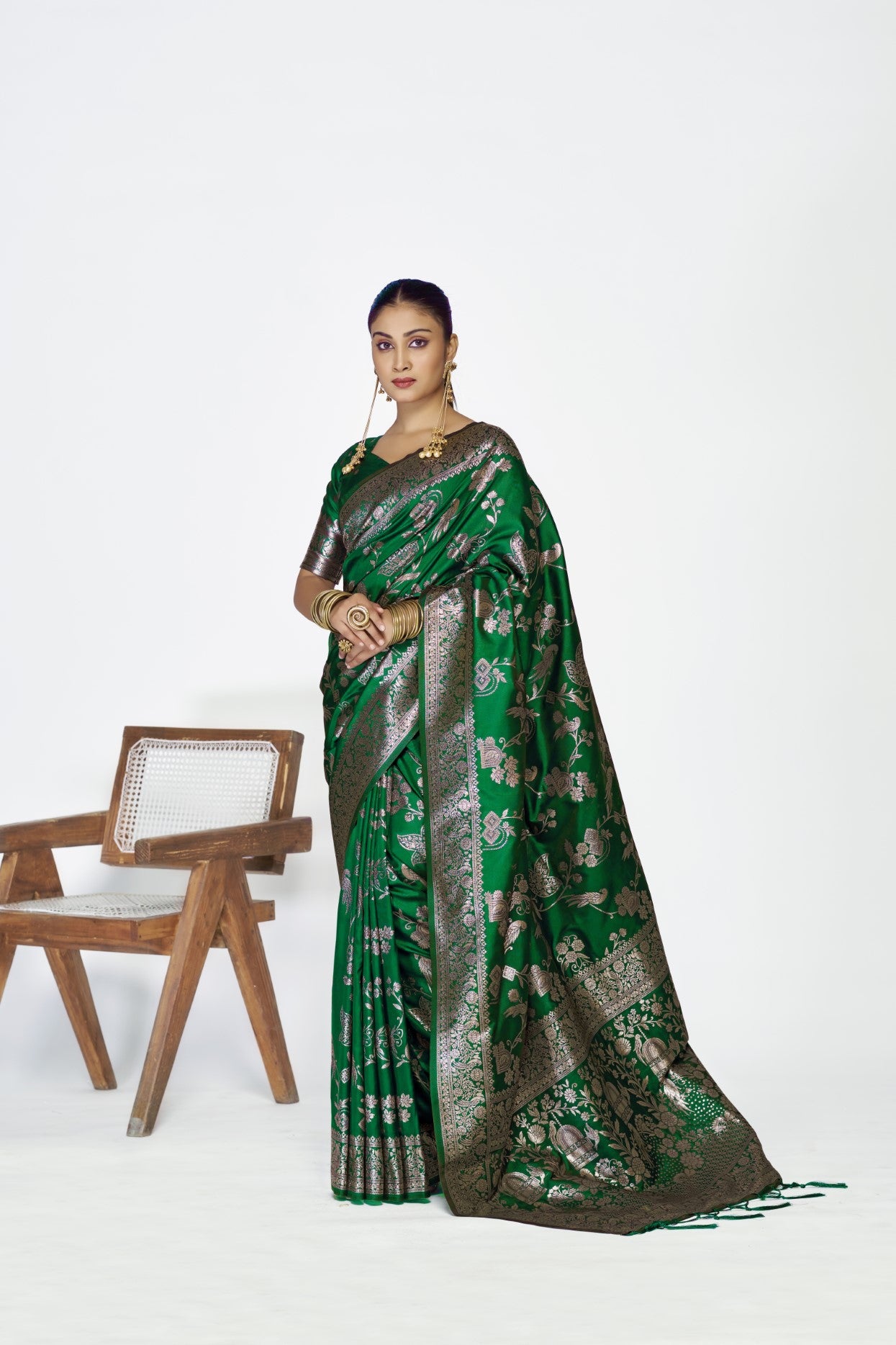 Green Banarasi Silk Saree with Traditional Weaving