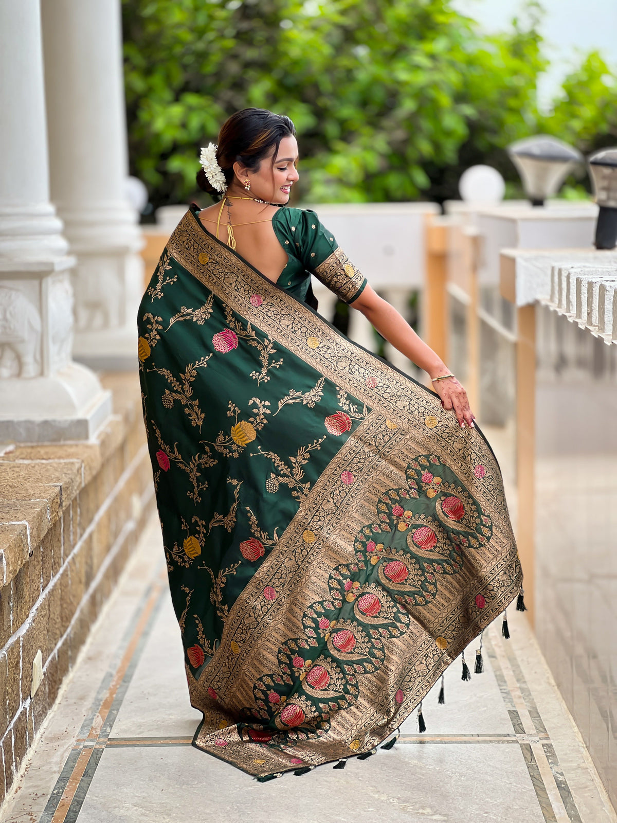 Green Beautiful Banarasi Silk Woven Meenakari Designer Graceful Ethnic Saree