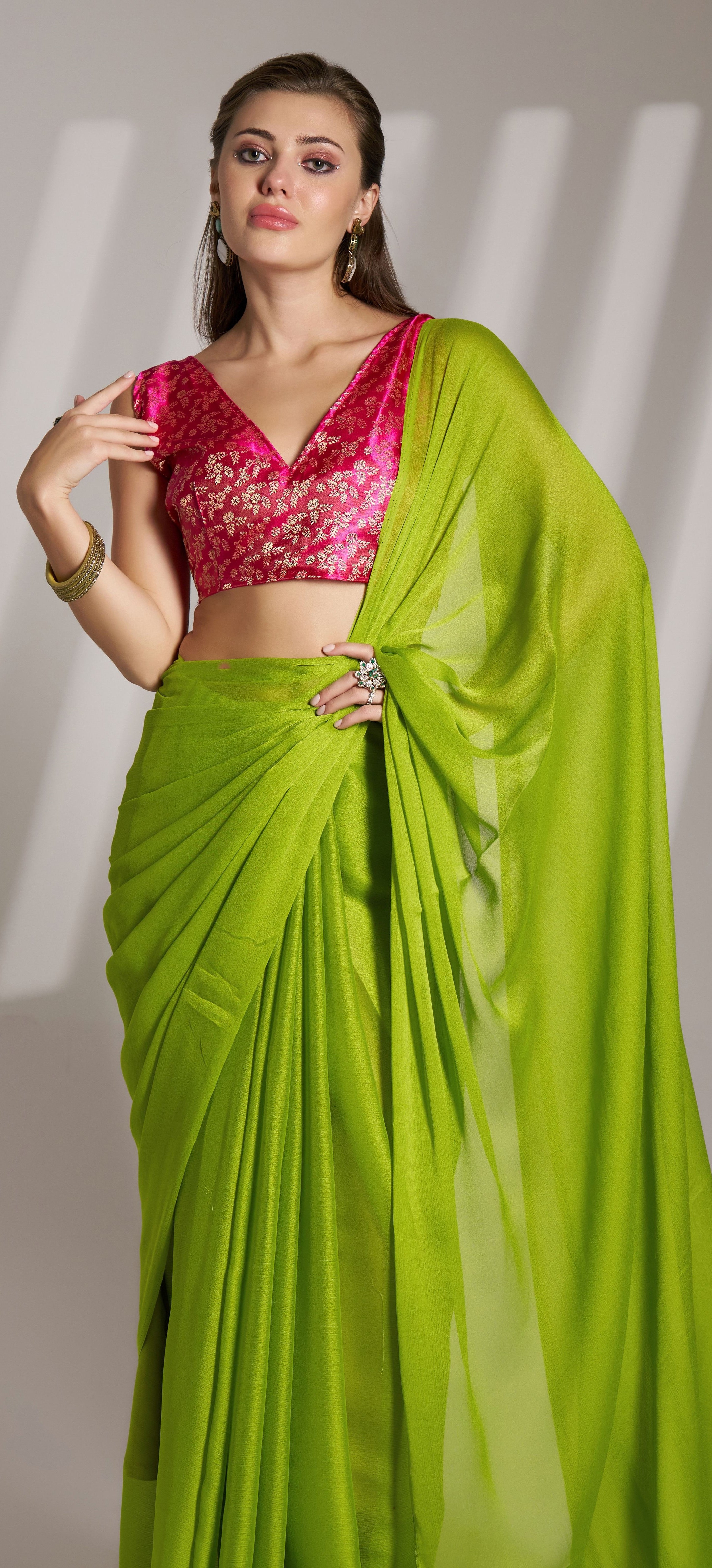 Green Beautiful Bollywood Style Partywear Chiffon Saree