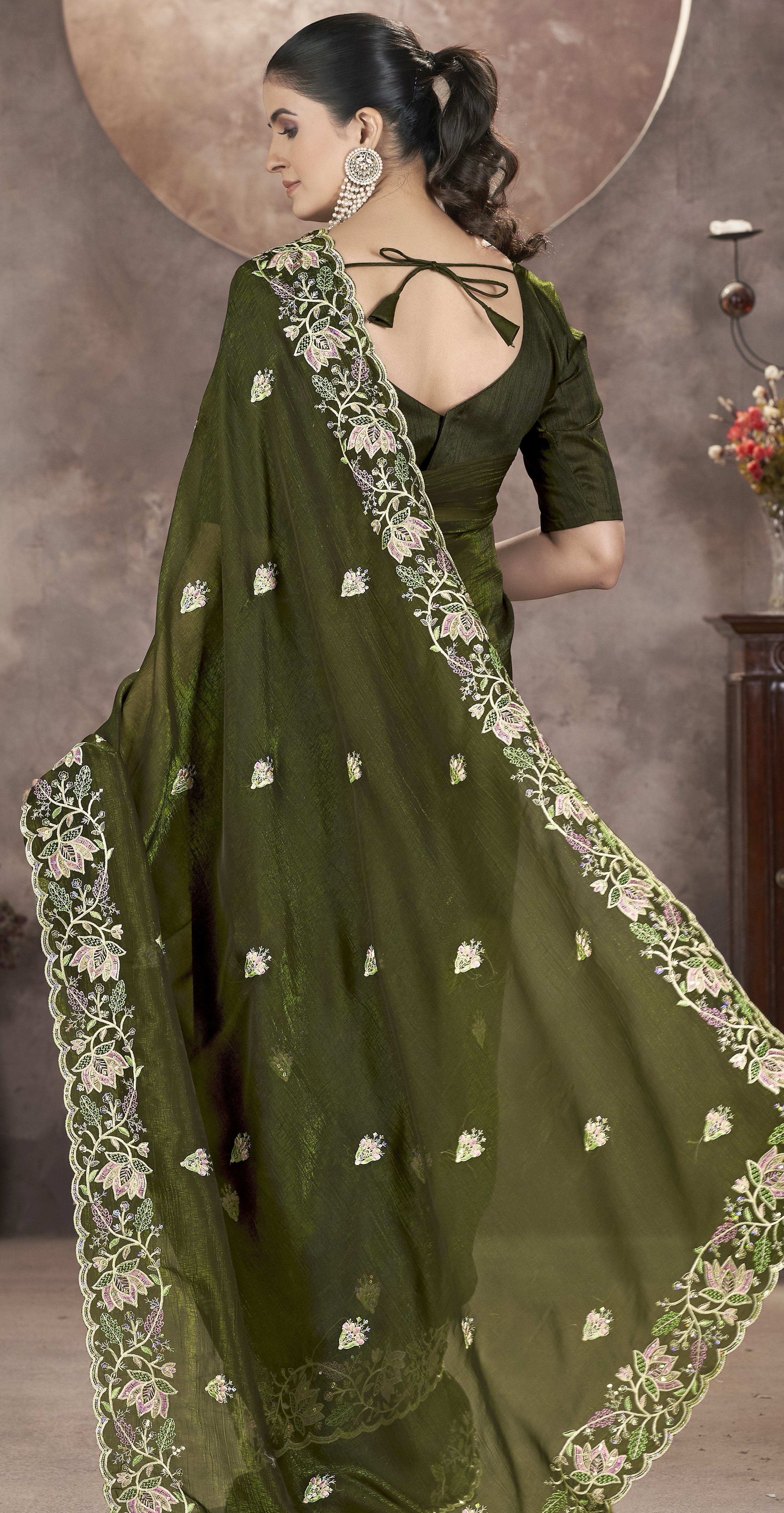 Green Gold Crunchy Ethnic Partywear Glamorous Saree