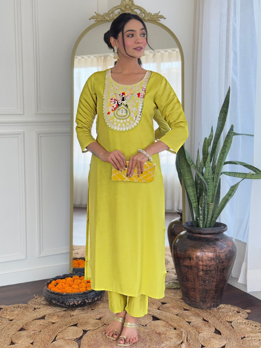 Green Rayon Elegant Kurta Pant Set With Embroidery Work