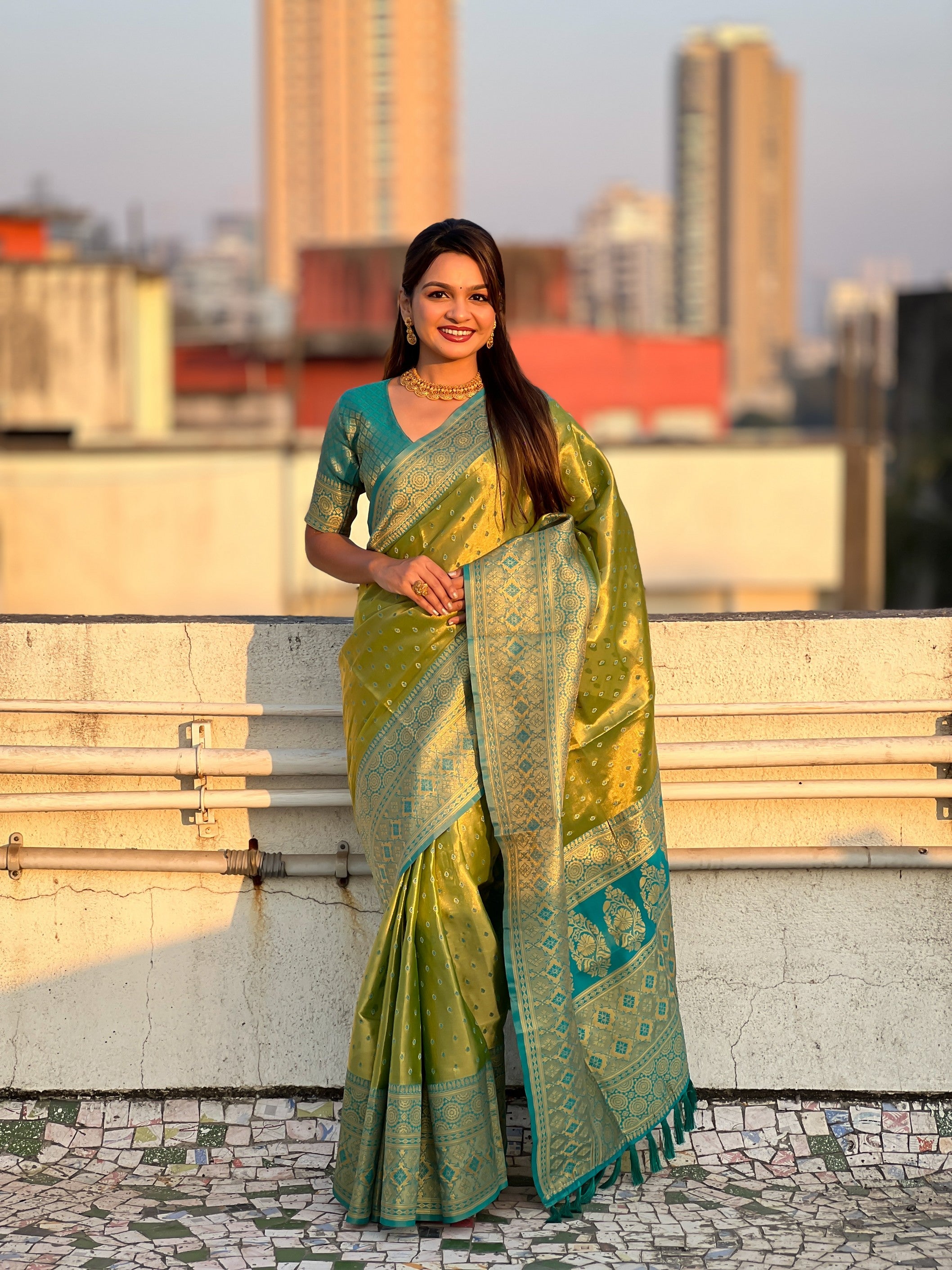 Green Tissue Silk Heavy Woven Jari Designer Ethnic Ceremonial Saree