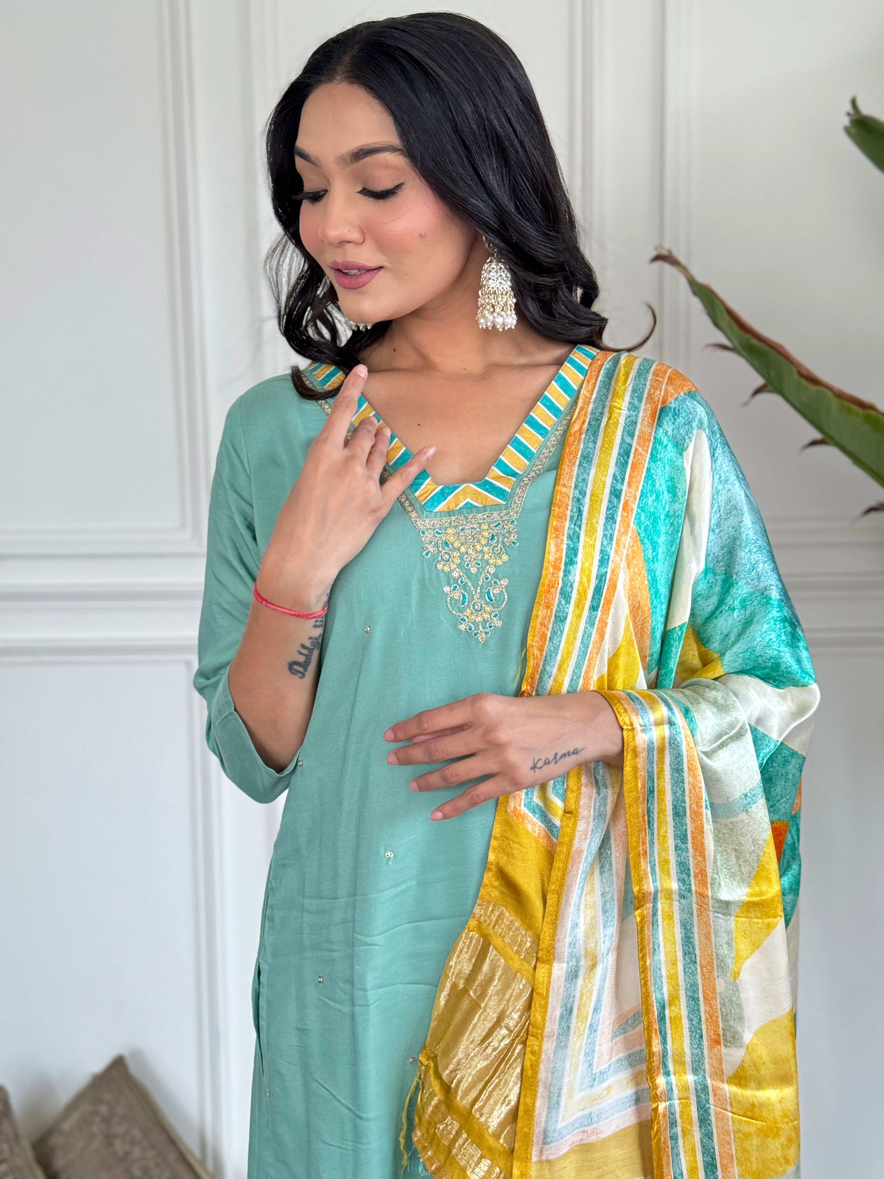 Green Viscose Elegant Kurta Pant Set With Embroidery Work