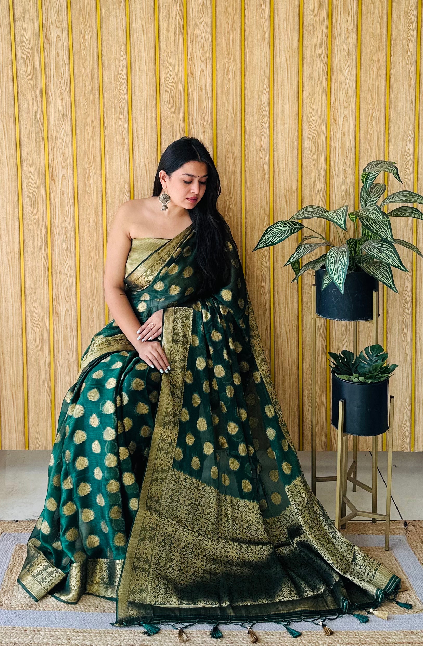 Green Woven Jari Designer Gimichu Silk Partywear Saree