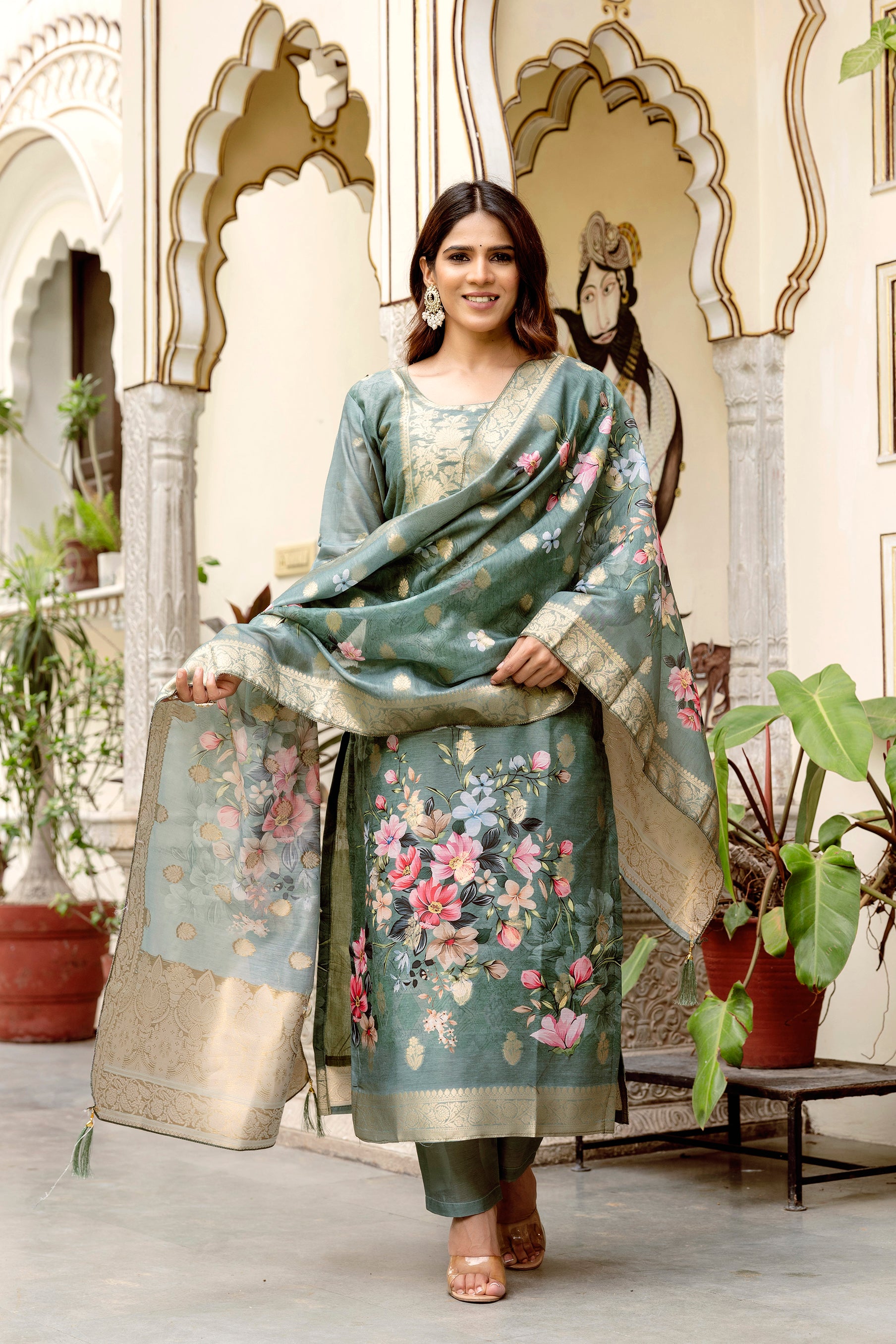 Grey Chanderi Cotton Kurta Pant Set With Jacquard Woven With Digital Print