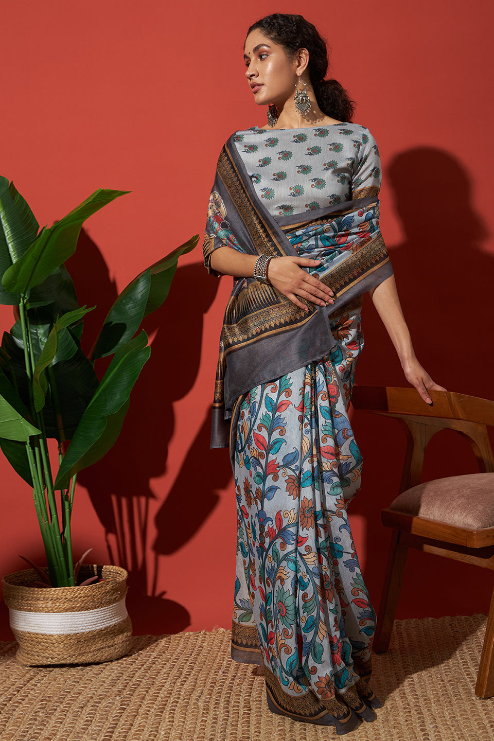 Grey Cotton Silk Designer Digital Printed Ethnic Ceremonial Saree