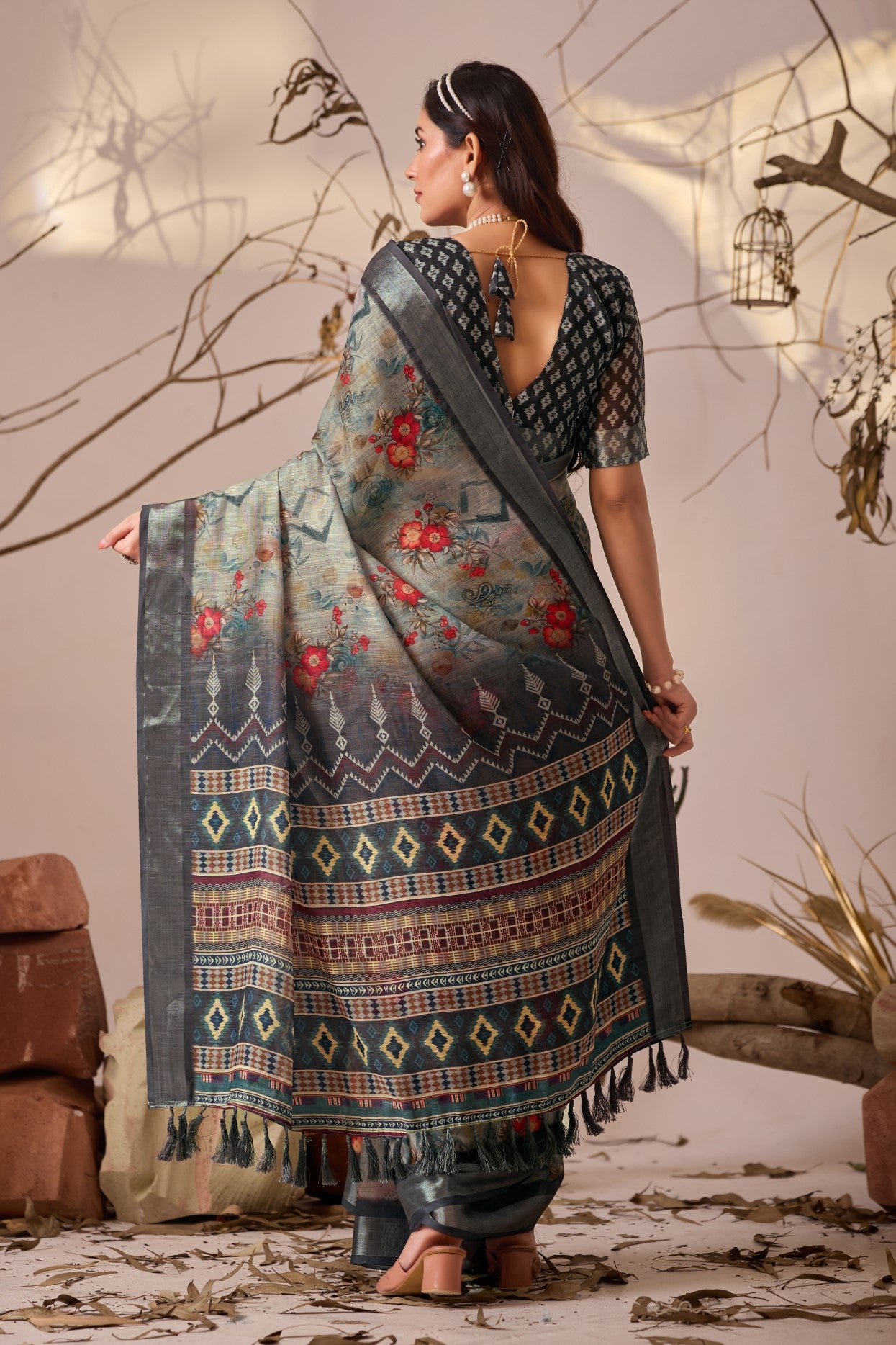 Grey Linen Cotton Saree With Digital Printed Classic Traditional Design