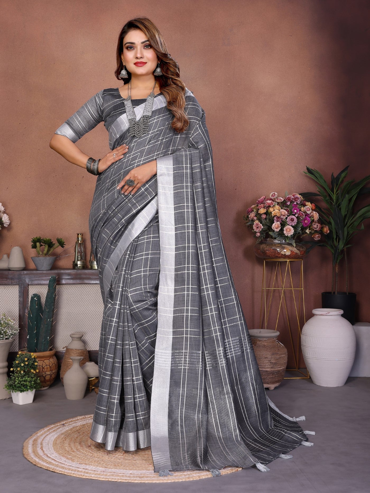 Grey Linen Saree With Traditional Weaving