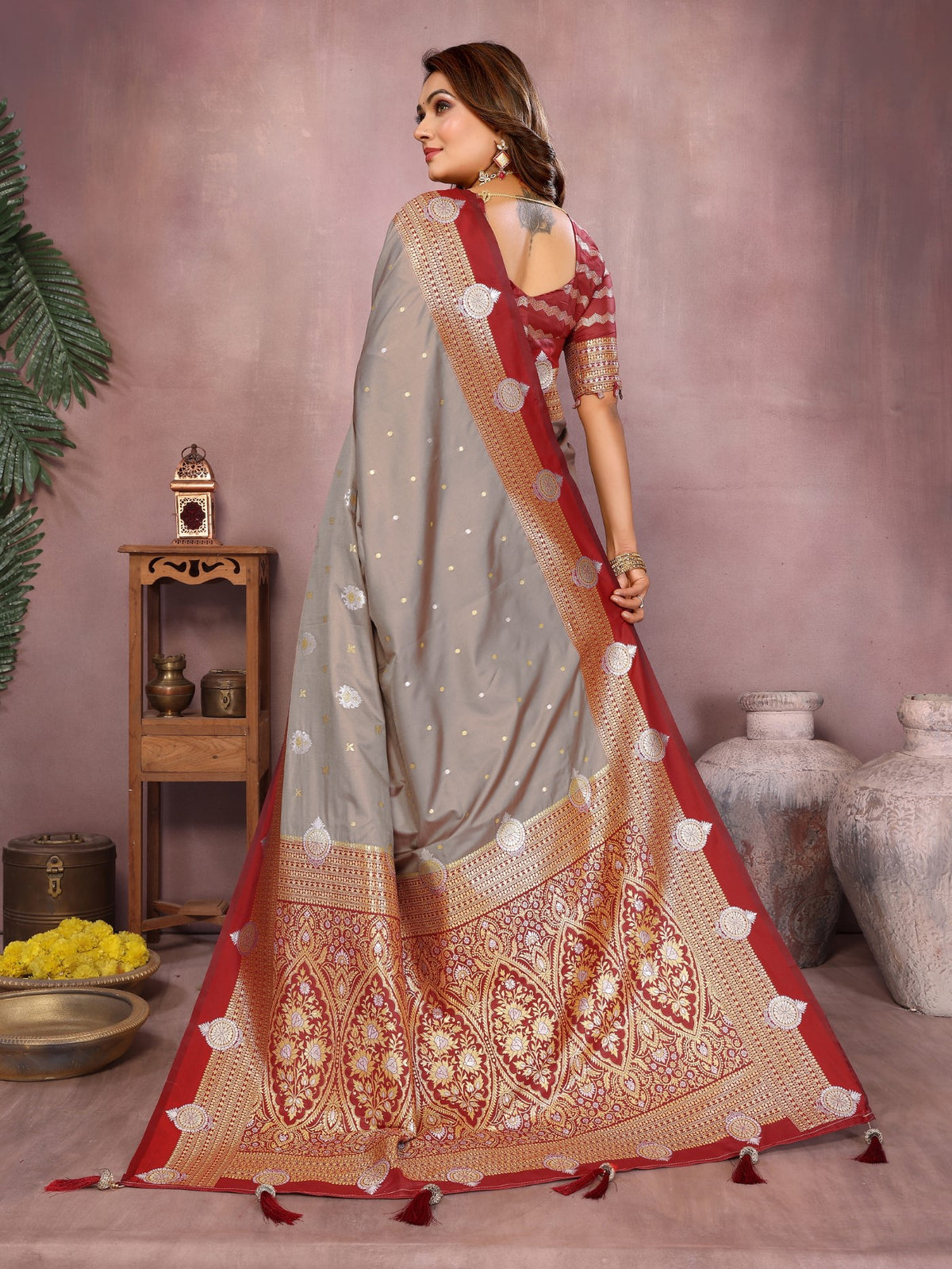 Grey Silk Sarees Saree With Traditional Weaving