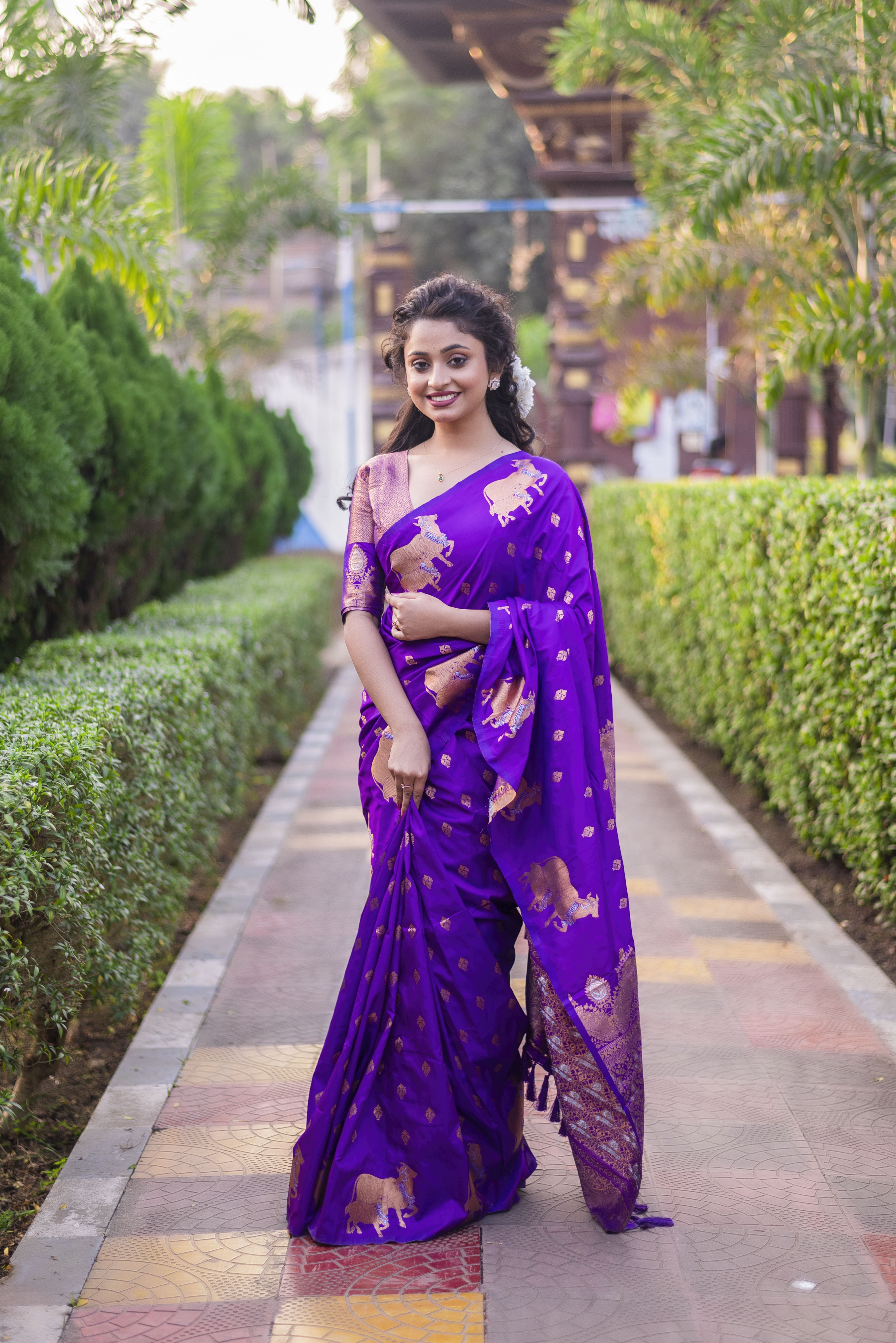 Lavender Beautiful Woven Jari Nandi Designer Moonga Silk Saree