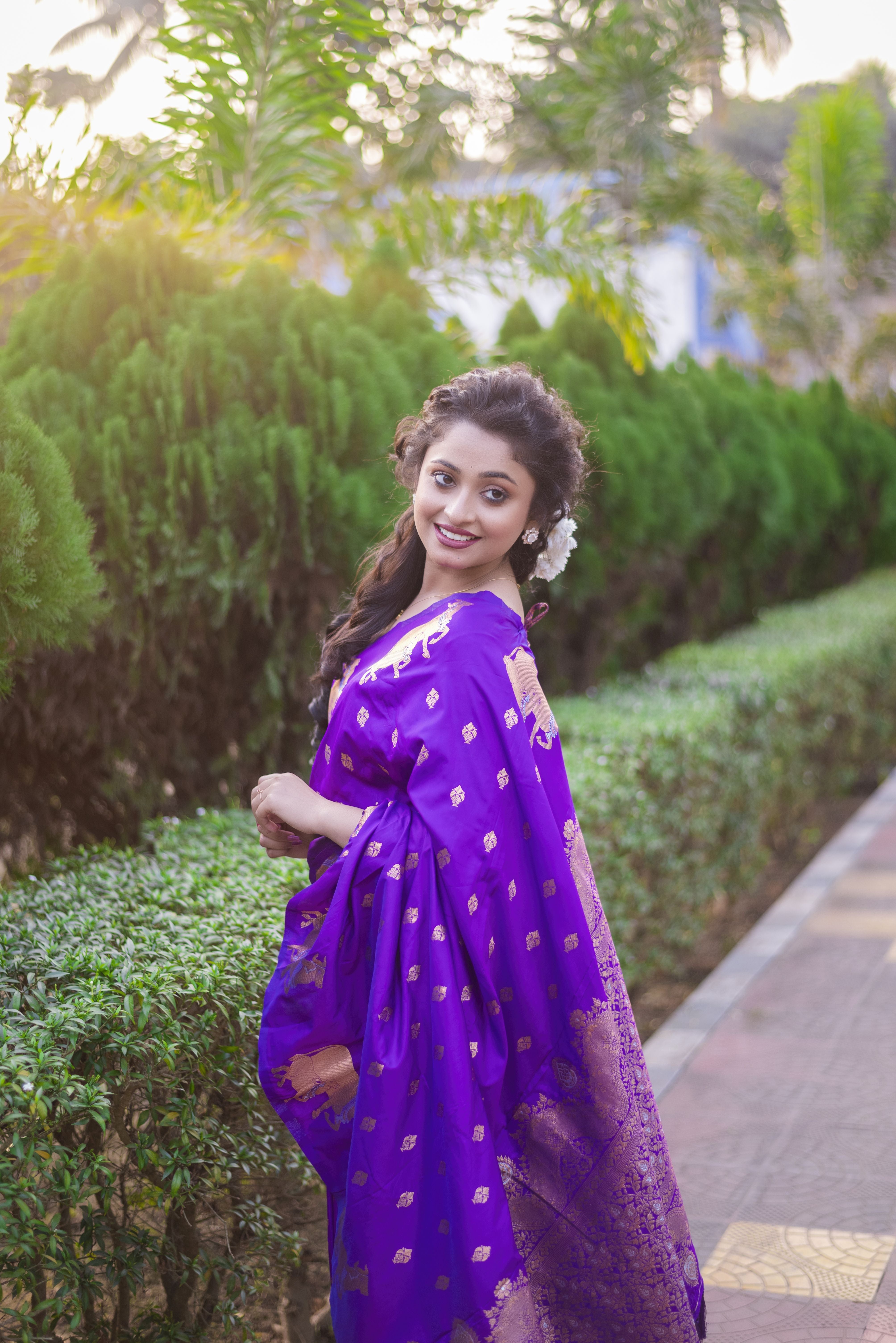 Lavender Beautiful Woven Jari Nandi Designer Moonga Silk Saree