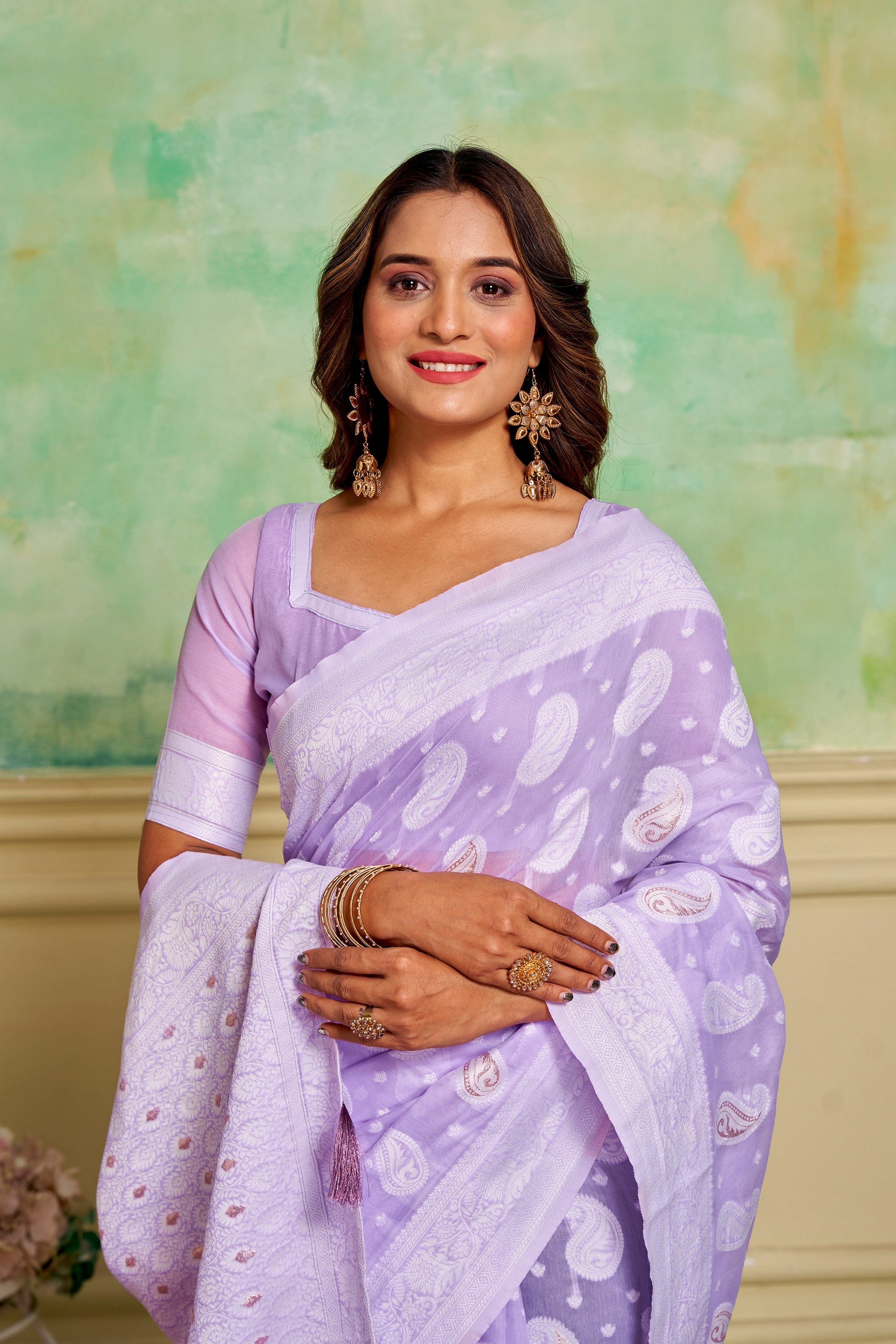 Lavender Cotton Fabric Woven Designer Ethnic Festive Wear Saree