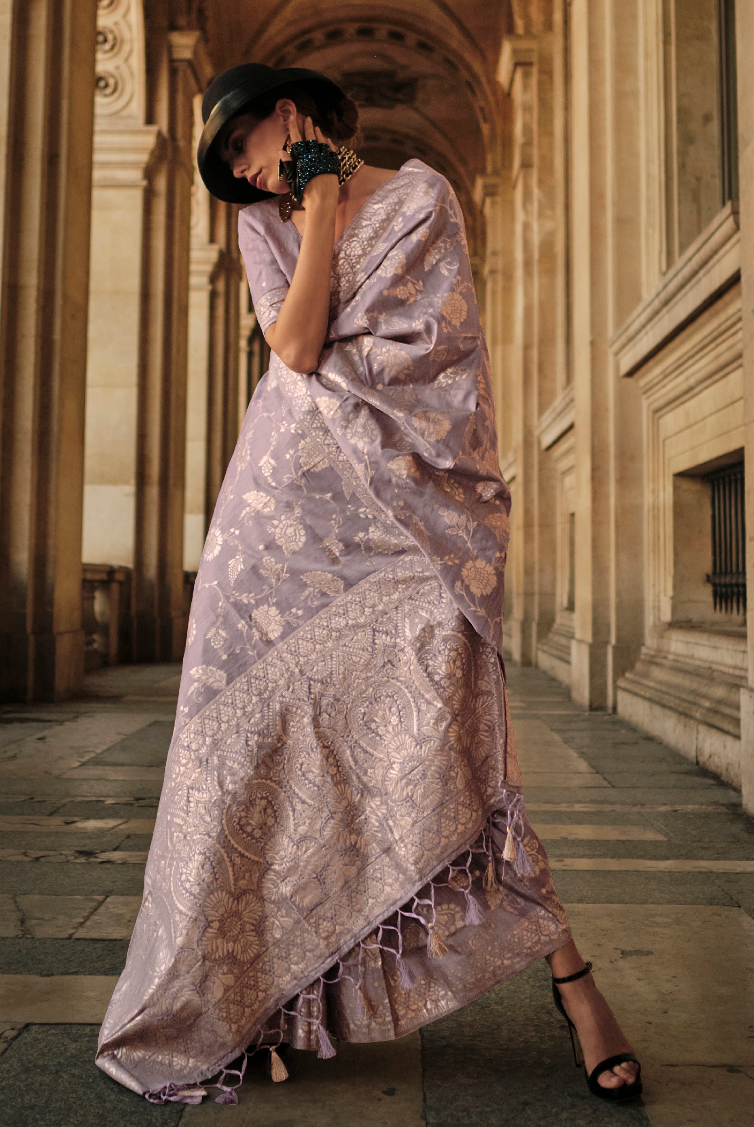 Lavender Gota Zari Weaving Silk Saree With Woven Work