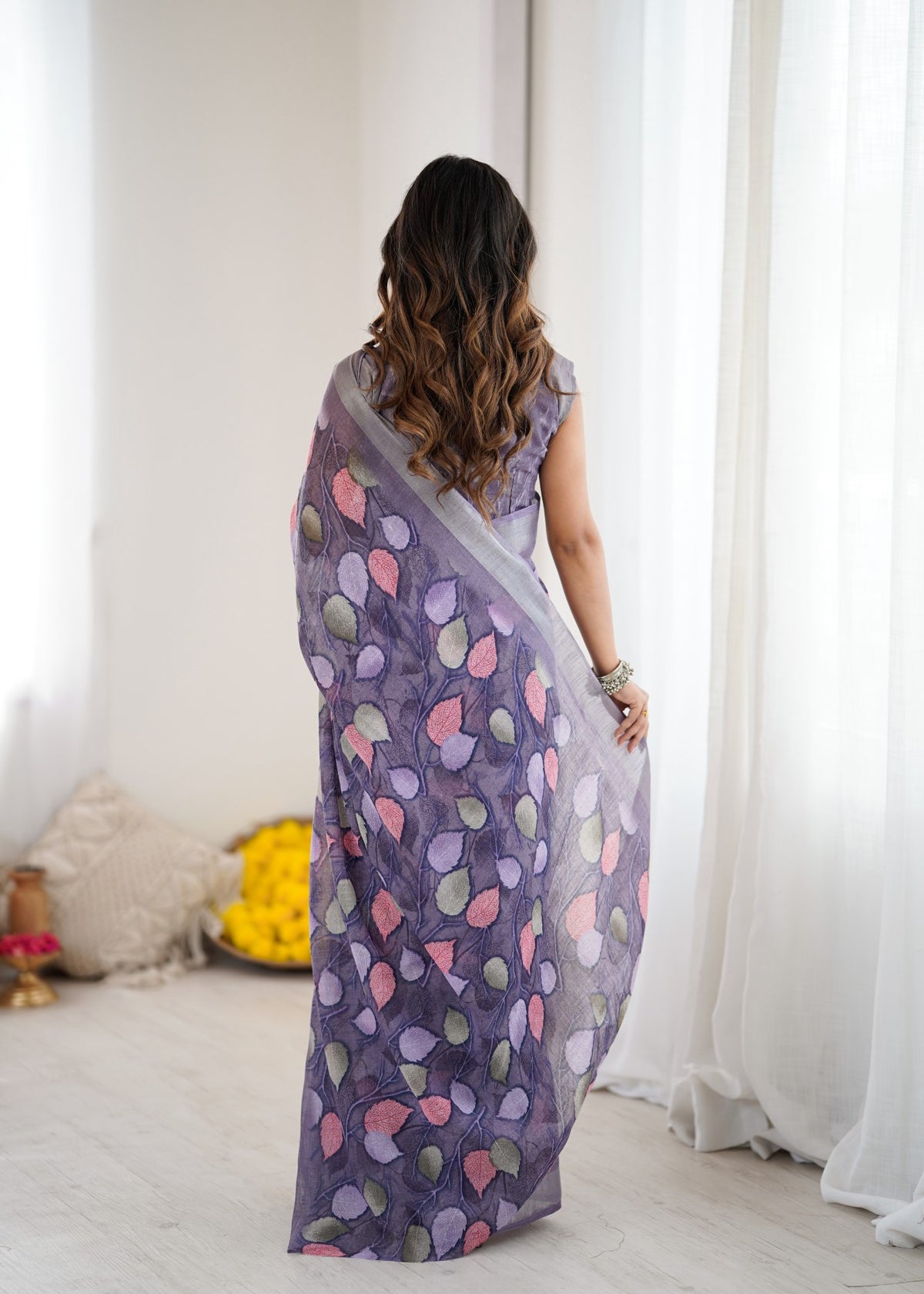 Lavender Linen Patta Saree With Printed Design
