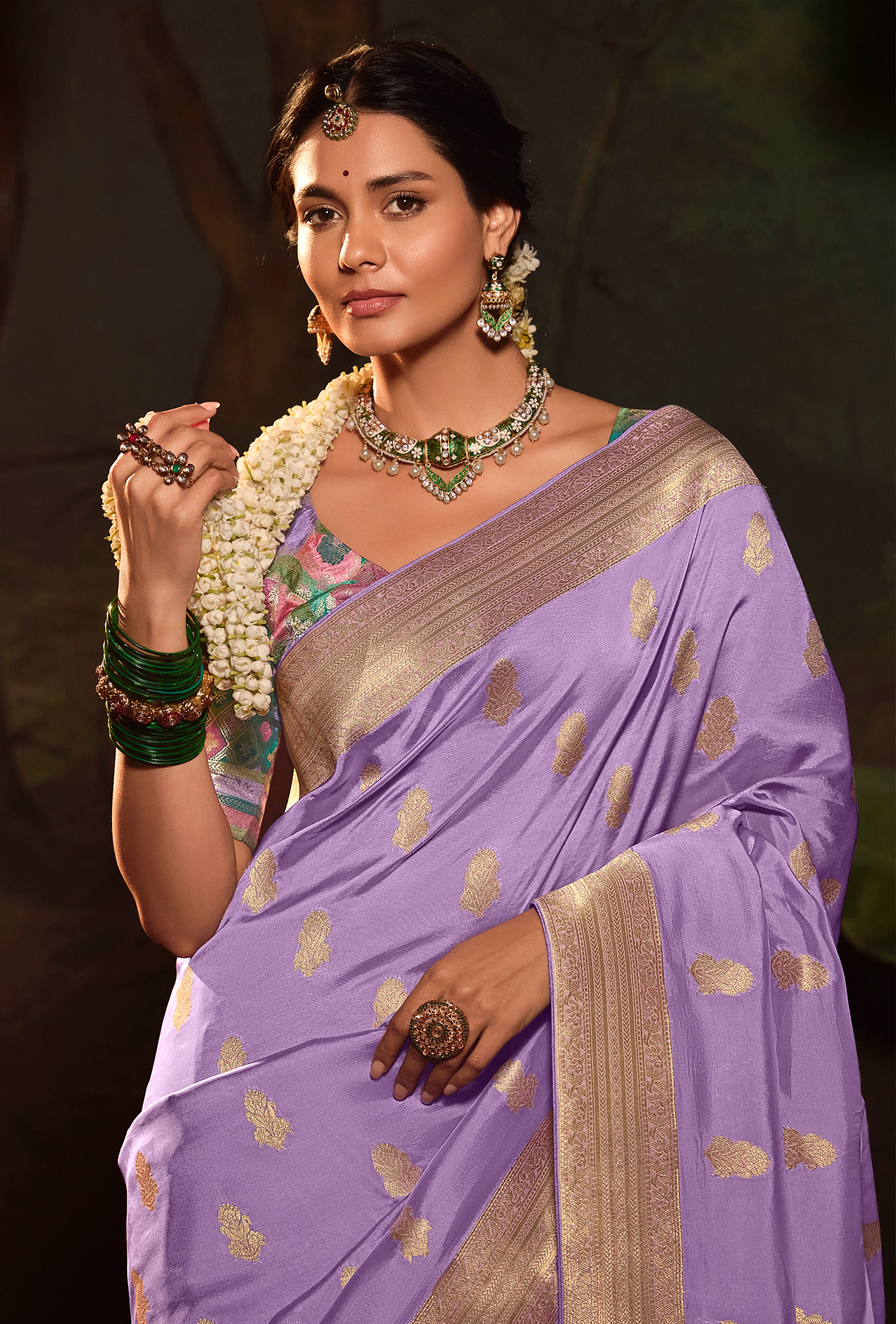 Lavender Pure Crepe Dola Silk Saree With Jacquard Woven Work