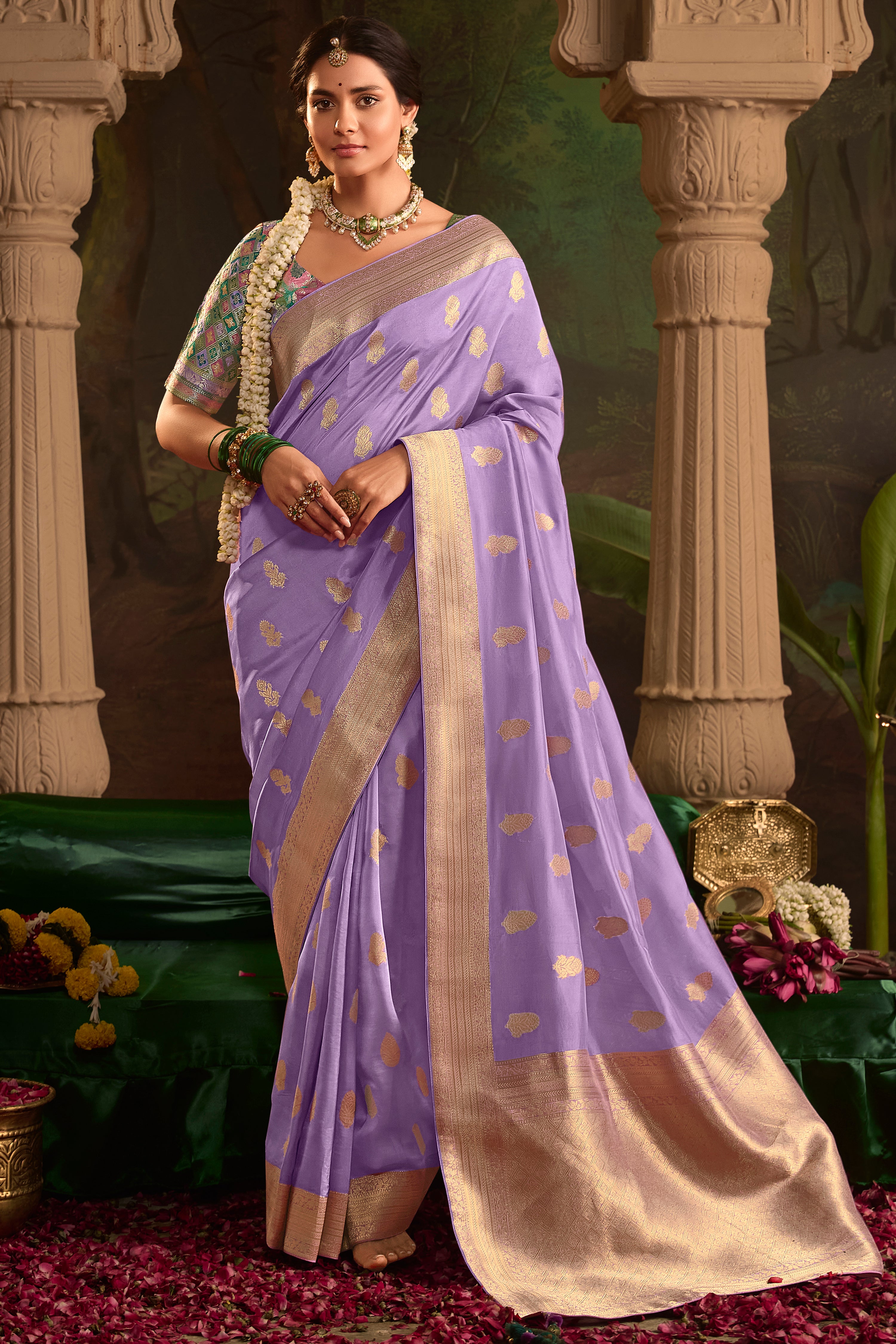 Lavender Pure Crepe Dola Silk Saree With Jacquard Woven Work