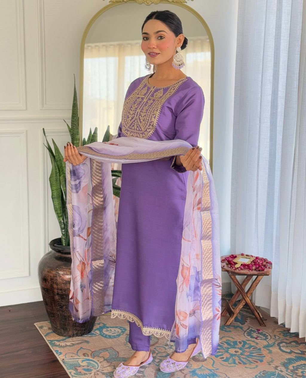 Lavender Rayon Slub Kurta Pant with Heavy Thread Embroidery Work With Printed Dupatta