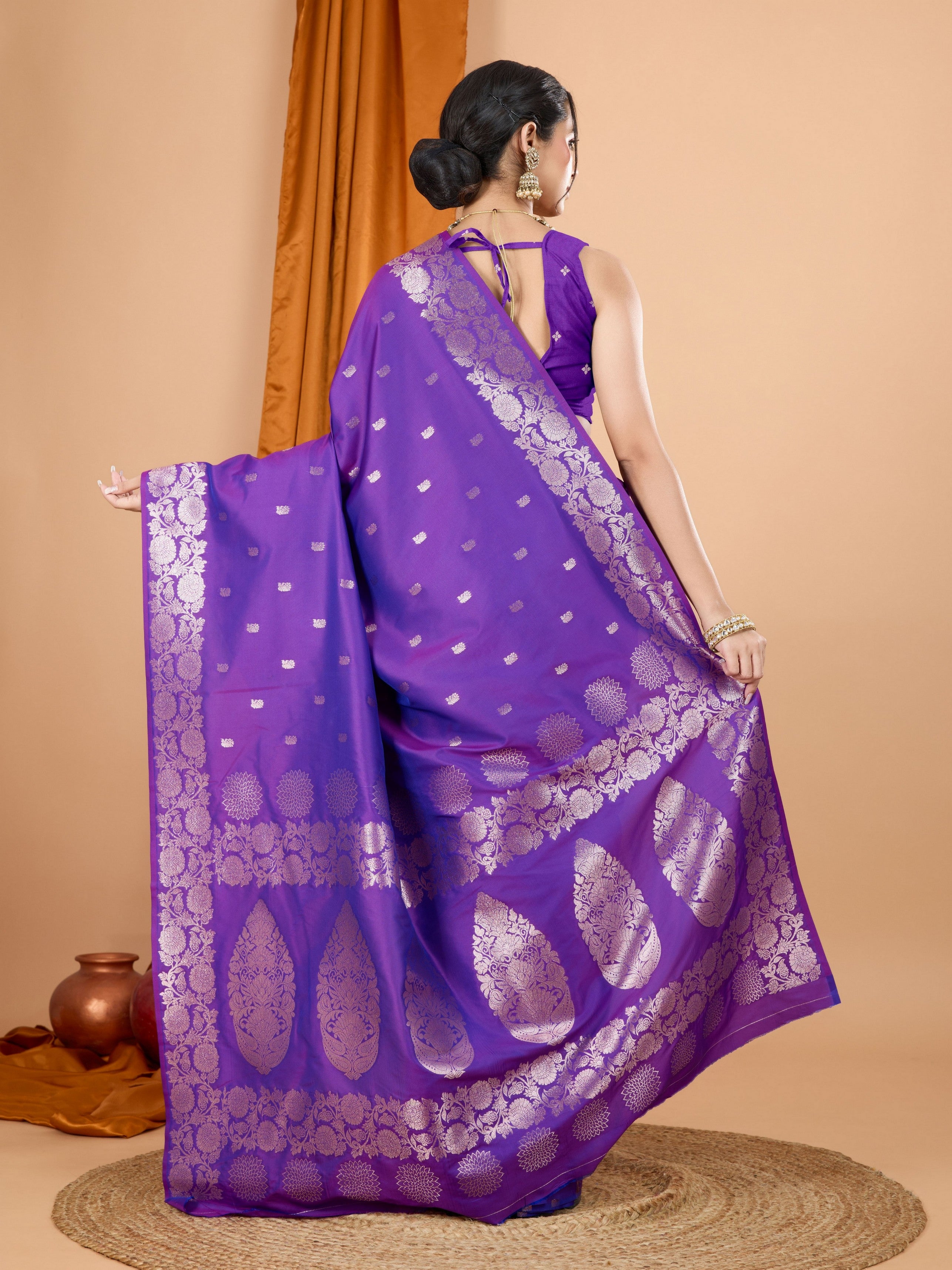 Lavender Rich Woven Jari Designer Banarasi Silk Saree