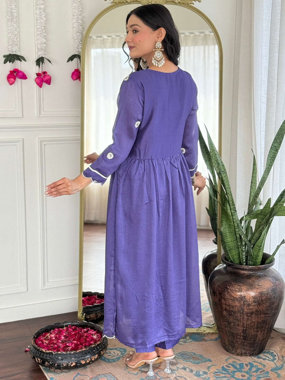 Lavender Vichitra Silk Kurta Pant with Heavy Thread Embroidery Work