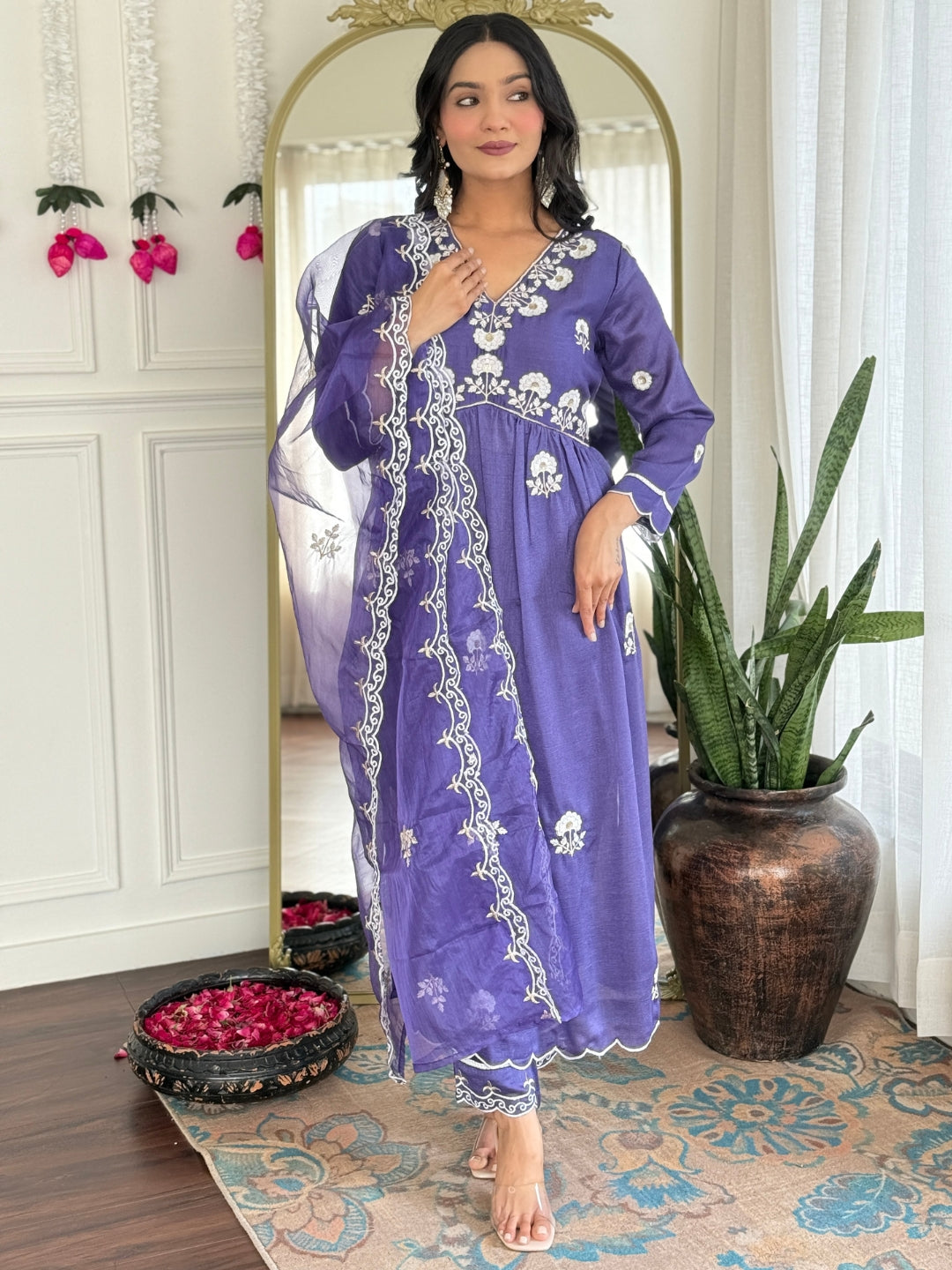 Lavender Vichitra Silk Kurta Pant with Heavy Thread Embroidery Work