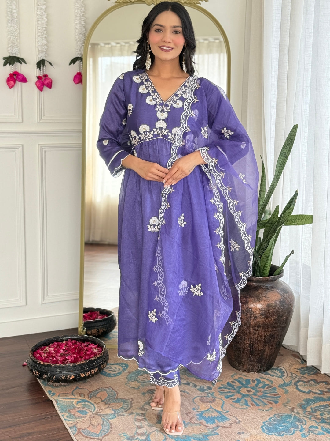 Lavender Vichitra Silk Kurta Pant with Heavy Thread Embroidery Work