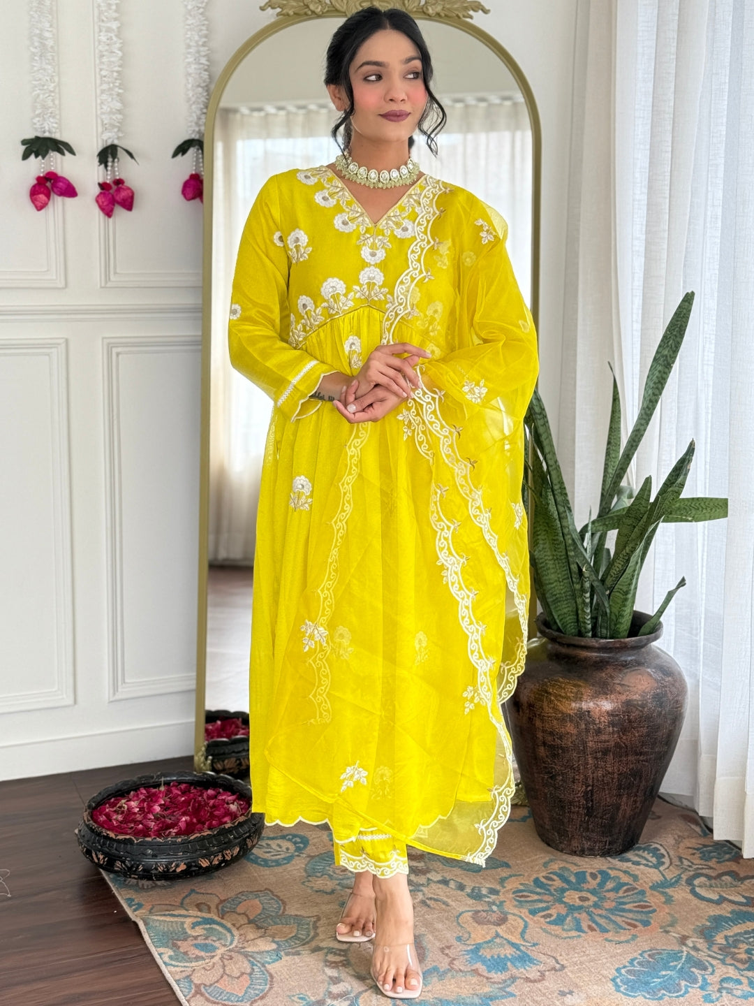 Lemon Vichitra Silk Kurta Pant with Heavy Thread Embroidery Work