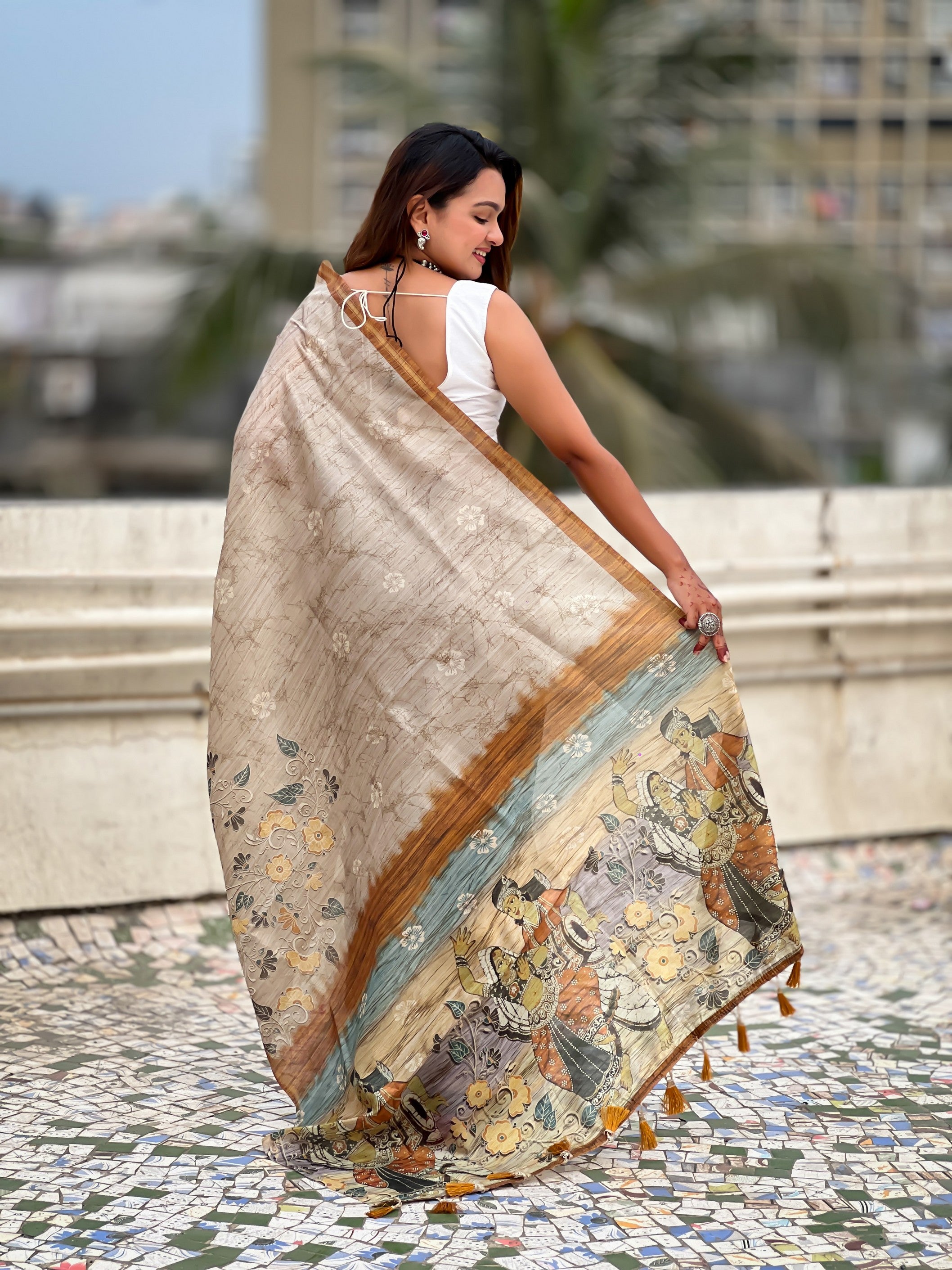 Light Gold Ethnic Katki Silk Woven Designer And Floral Printed Saree