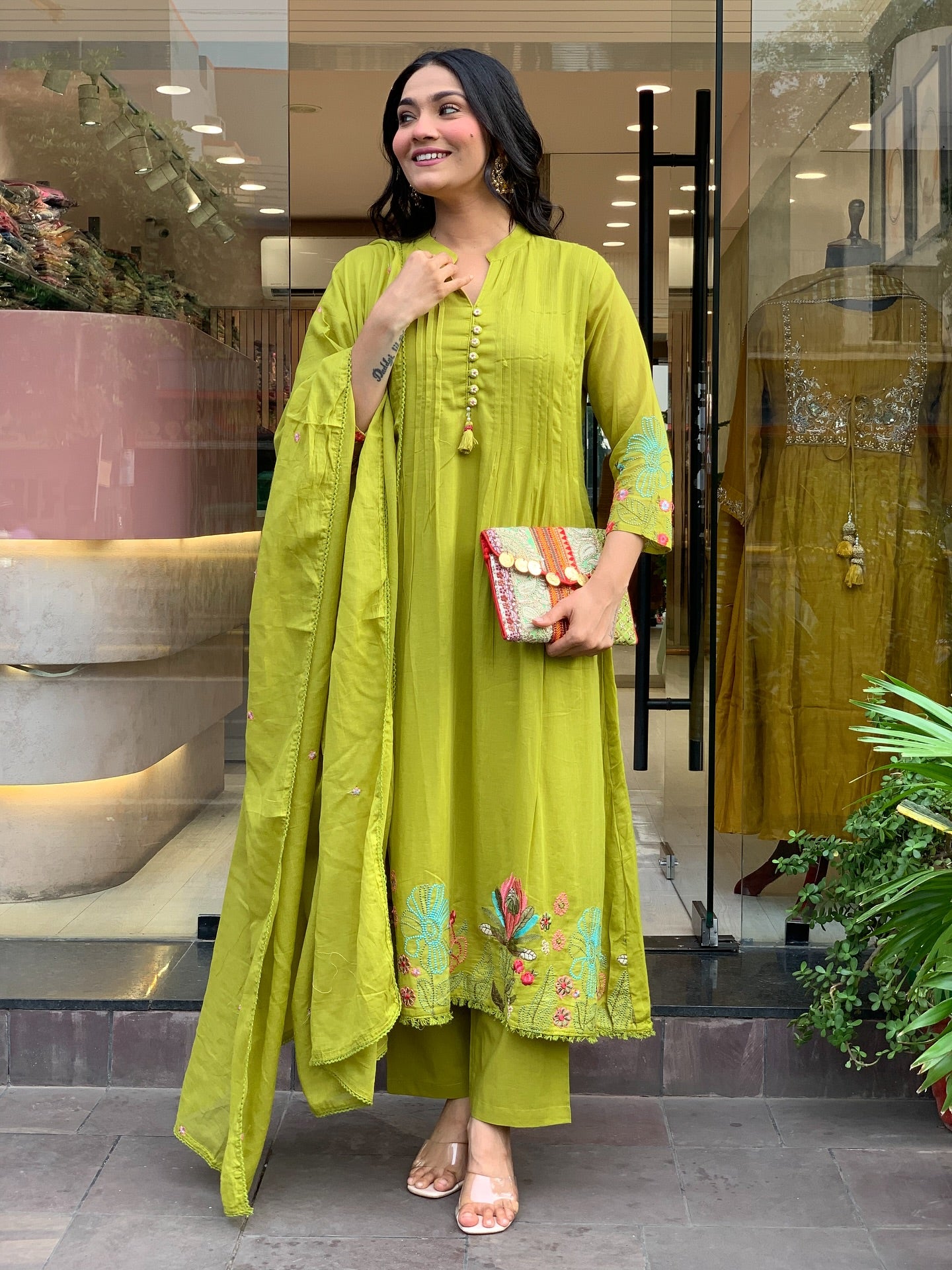 Lime Chanderi Silk Kurta Pant Set With Heavy Thread Embroidery Work