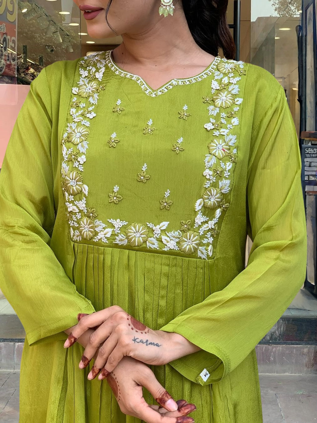 Lime Green Chinon Elegant Kurta Pant Set With Embroidery Work