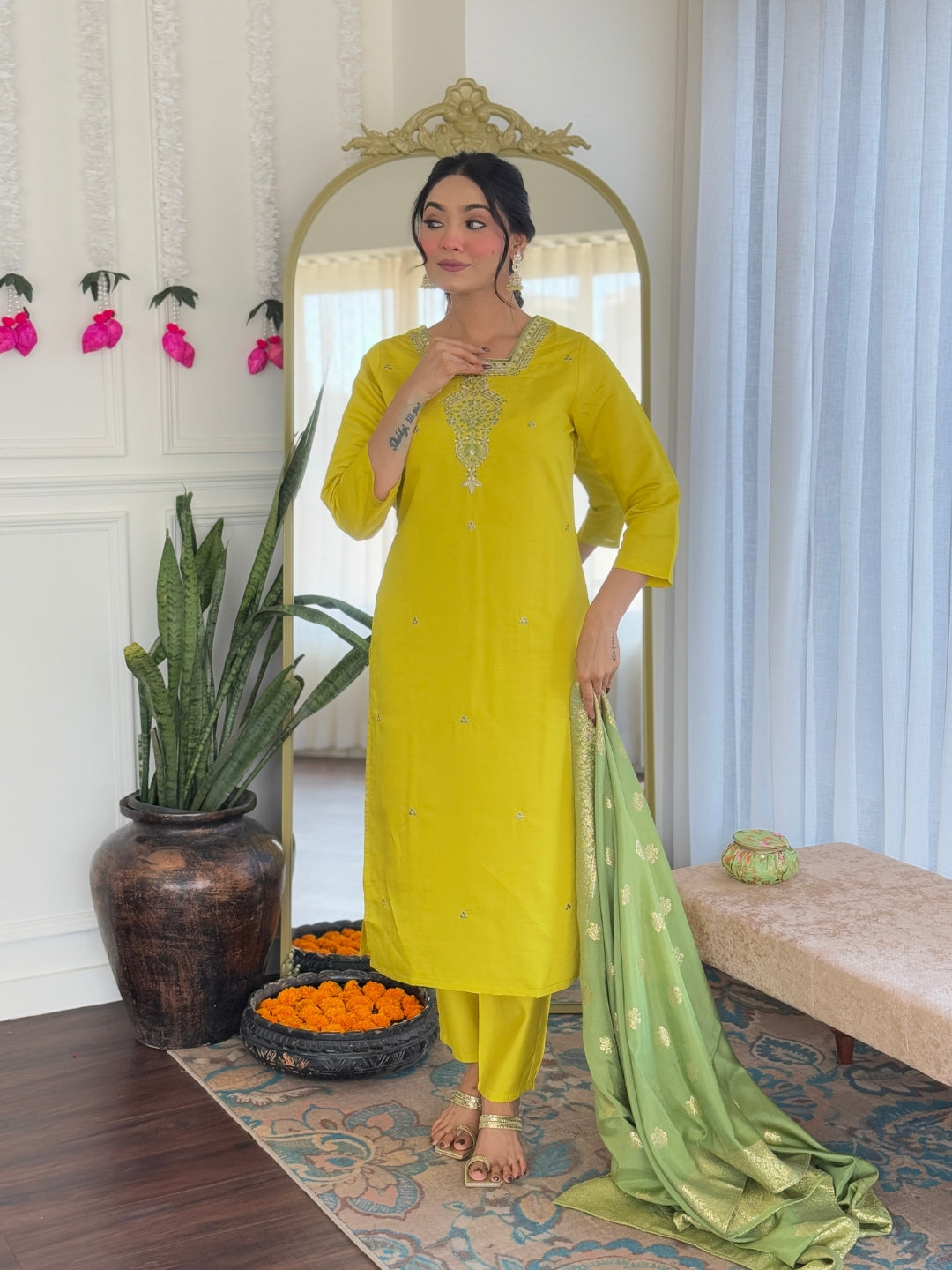 Liril Chanderi Viscose Kurta Pant with Heavy Thread Embroidery Work With Jacquard Dupatta