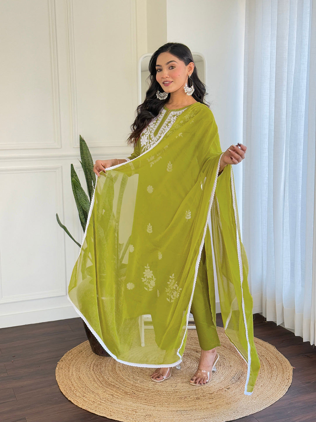 Liril Pure Cotton Elegant Kurta Pant Set With Chikankari Work