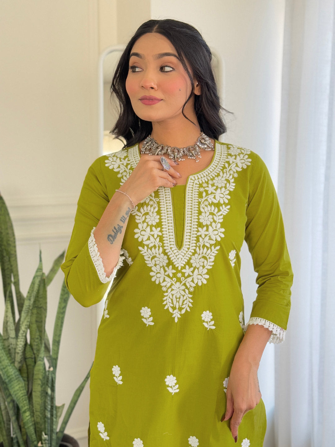 Liril Pure Cotton Elegant Kurta Pant Set With Chikankari Work