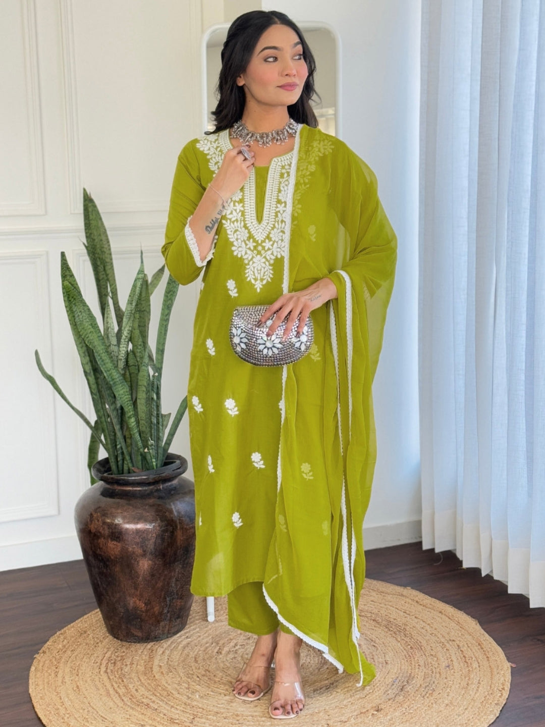 Liril Pure Cotton Elegant Kurta Pant Set With Chikankari Work