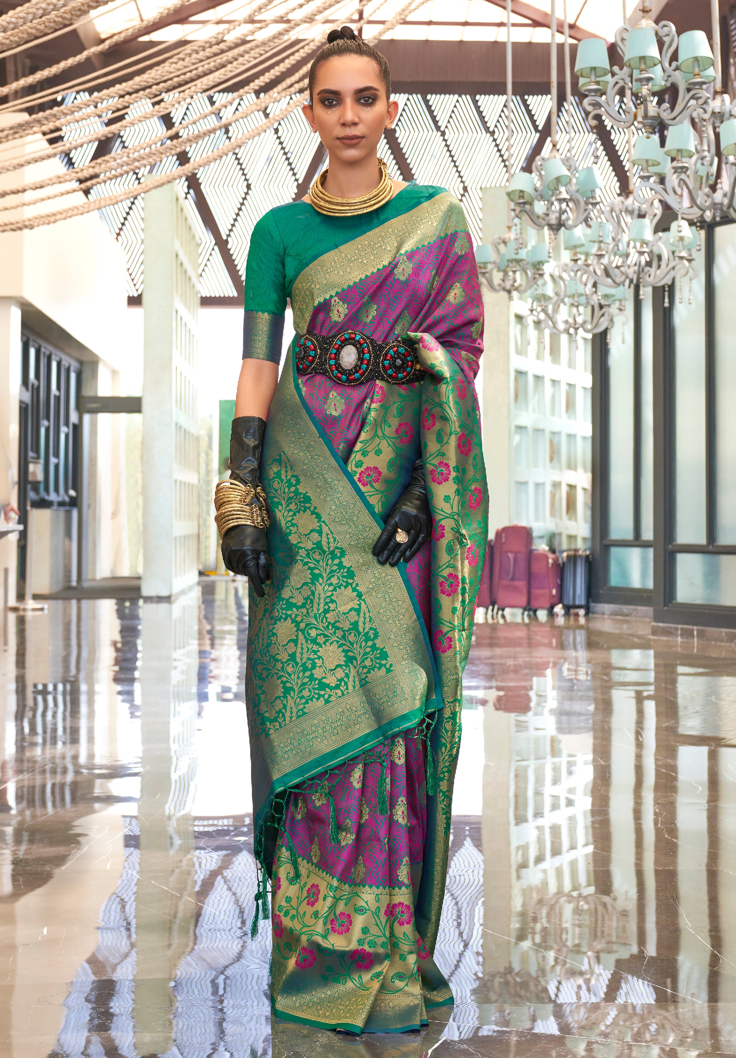 Magenta Handloom Silk Saree With  Jacquard Woven Work