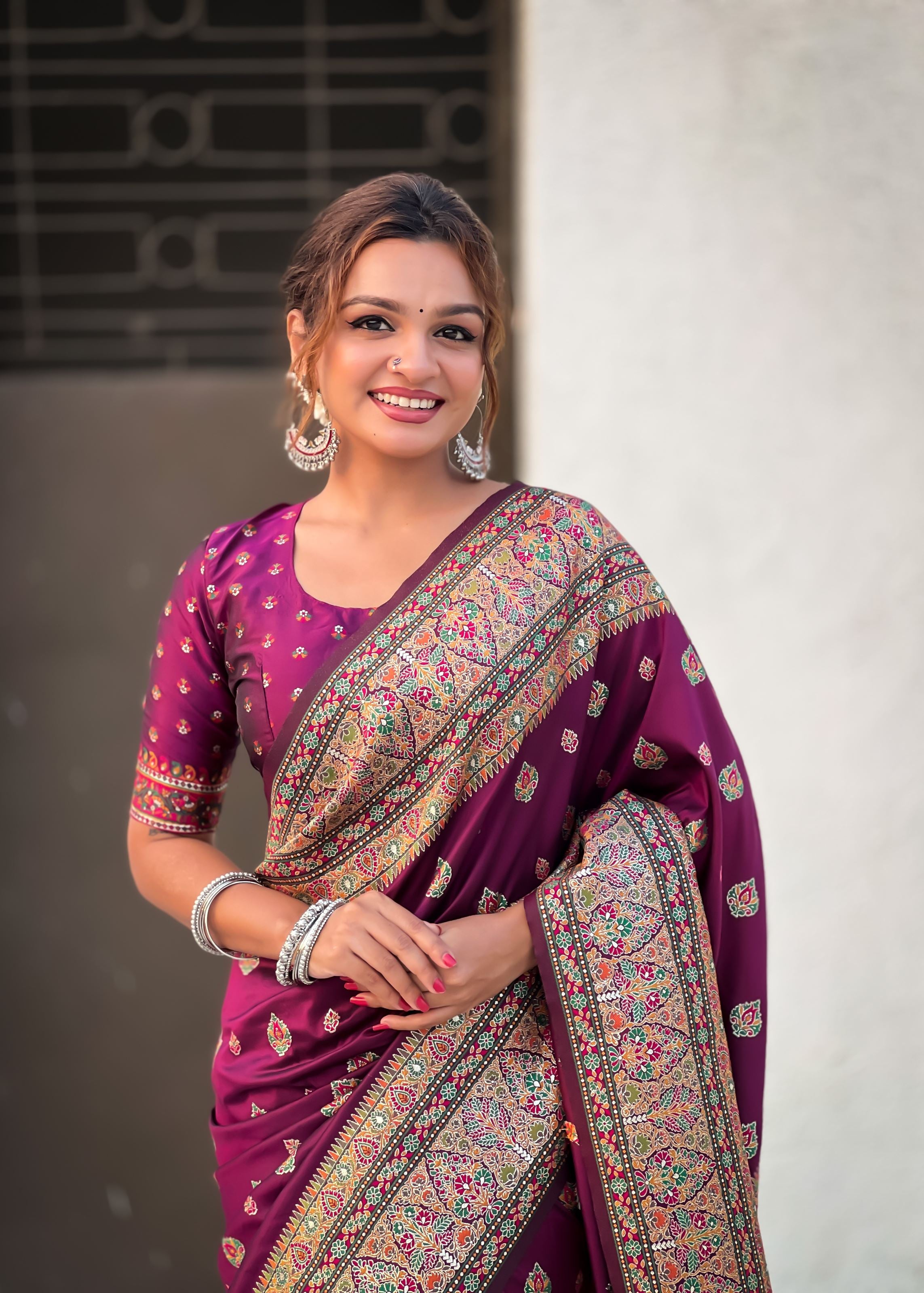 Magenta Silk Blend Saree With Meenakari Kashmiri woven Work