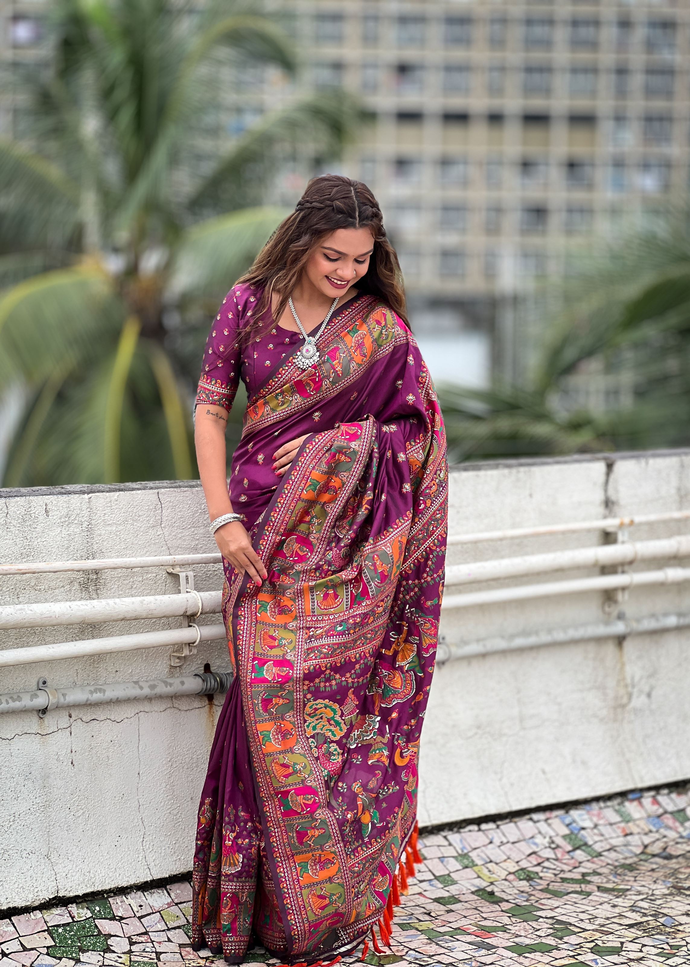 Magenta Silk Blend Saree With Meenakari Kashmiri woven Work