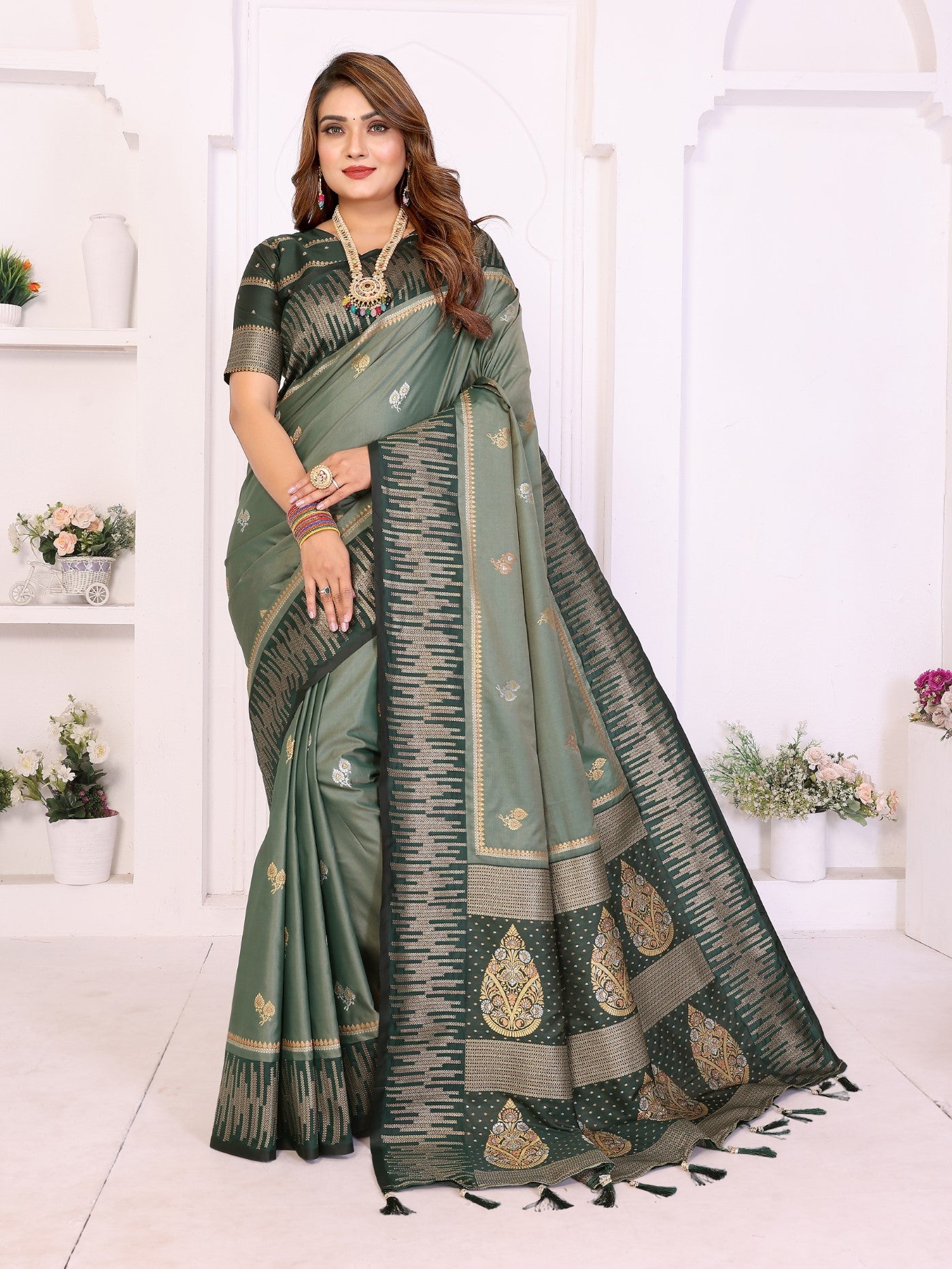 Mahendi South Soft Silk Saree With Traditional Zari Weaving