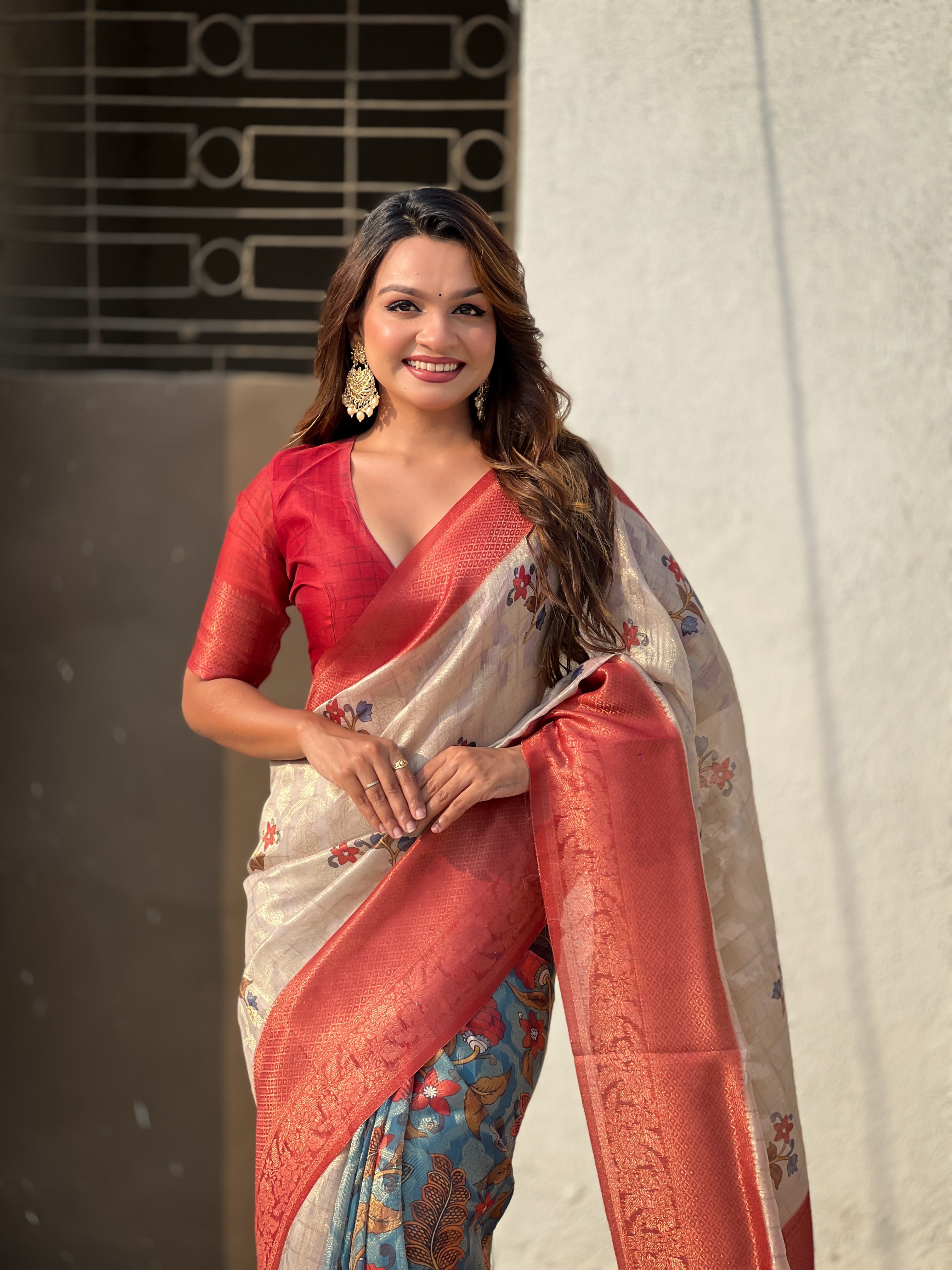 Maroon Cotton Linen Woven Designer Saree With Printed Work
