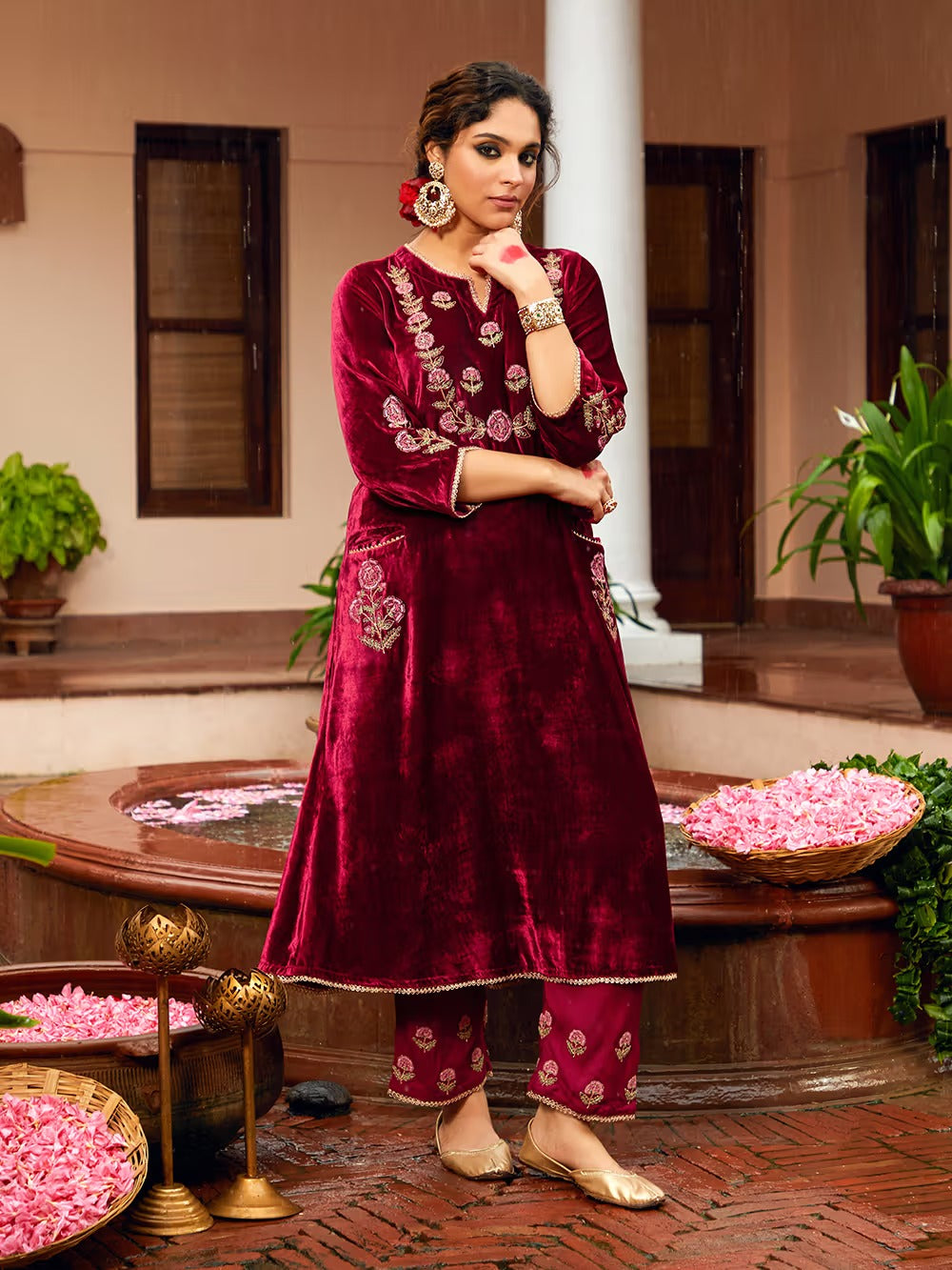 Maroon Velvet Kurta Pant Set With Heavy Thread Embroidery Work