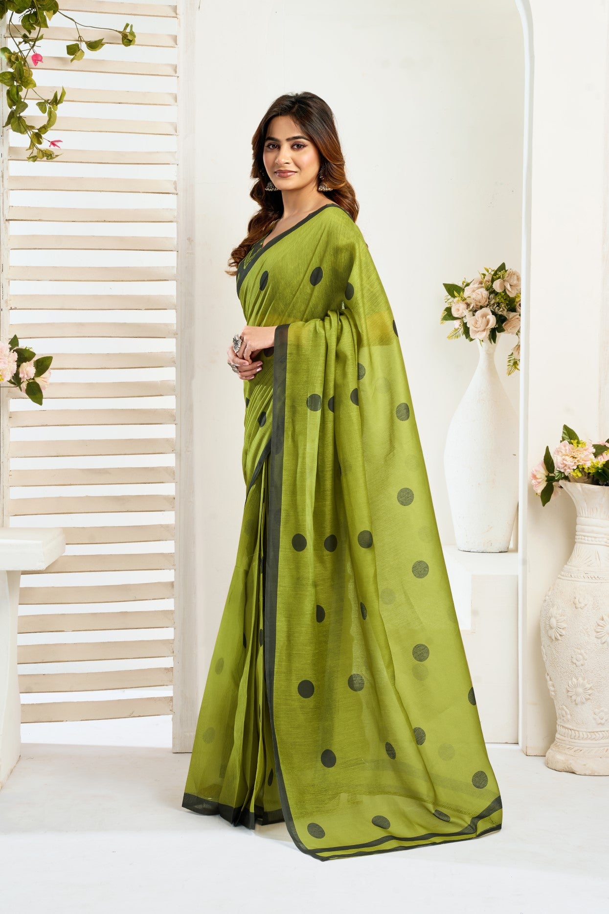 Mehendi Linen Ready To Wear Saree With Zari Border Printed