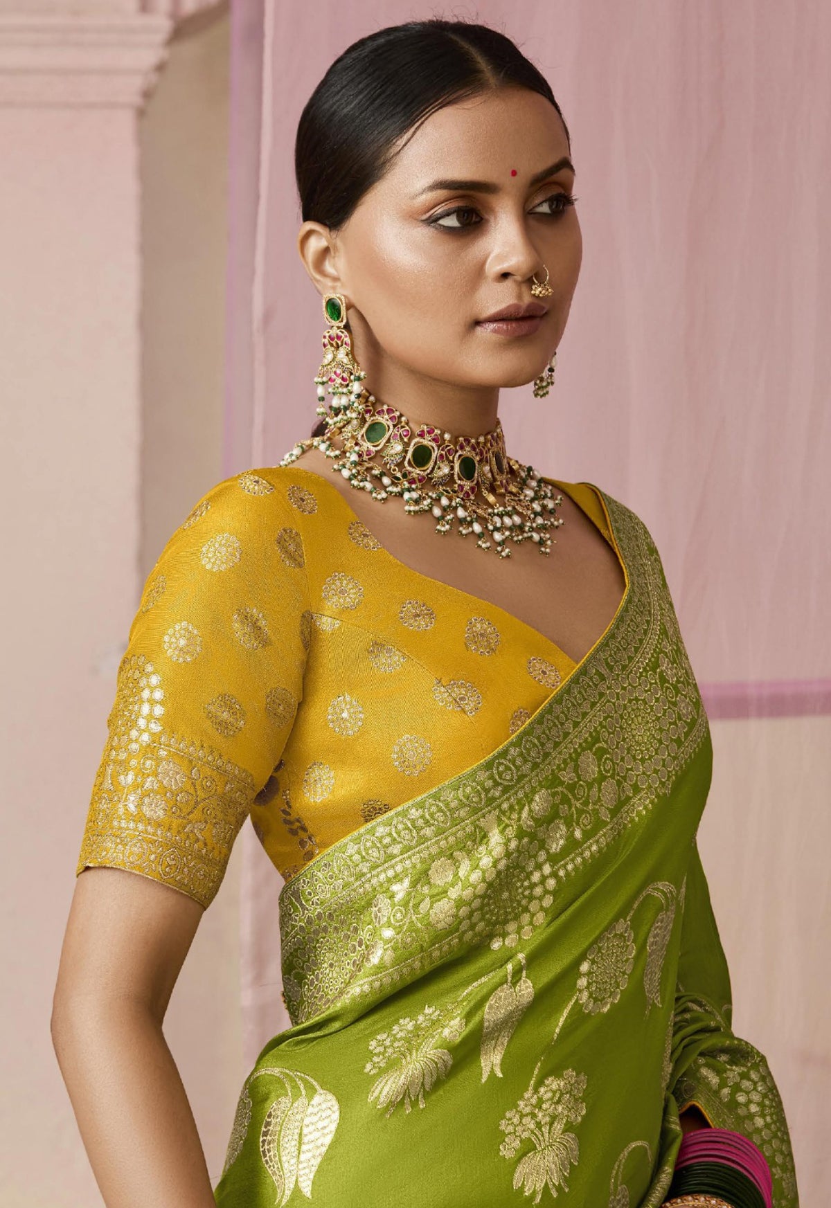 Mehendi Saree With Jacquard Woven Work