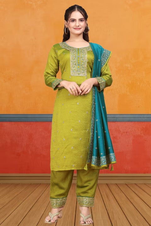 Mehendi Vichirta Silk Kurta Pant With Thread Embroidery Work