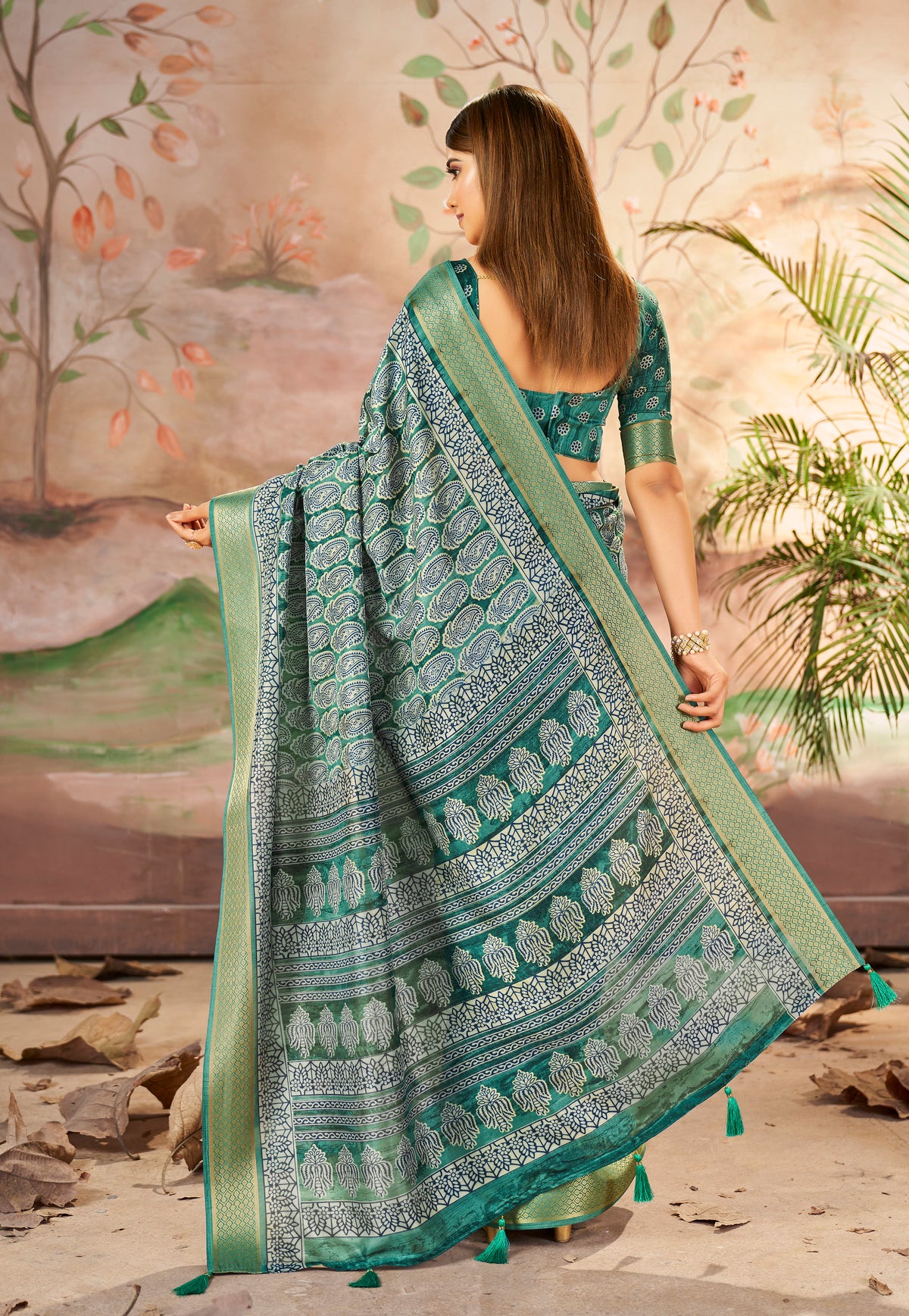Mineral Green Beautiful Dolla Silk Woven Border Designer With Printed Saree