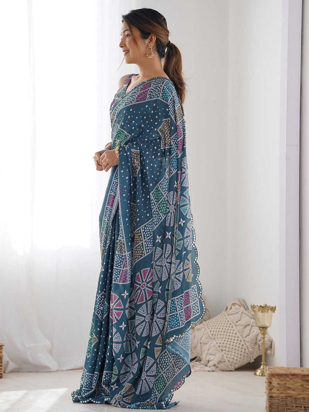 Morpich Georgette Saree With Digital Print And Mirror Work