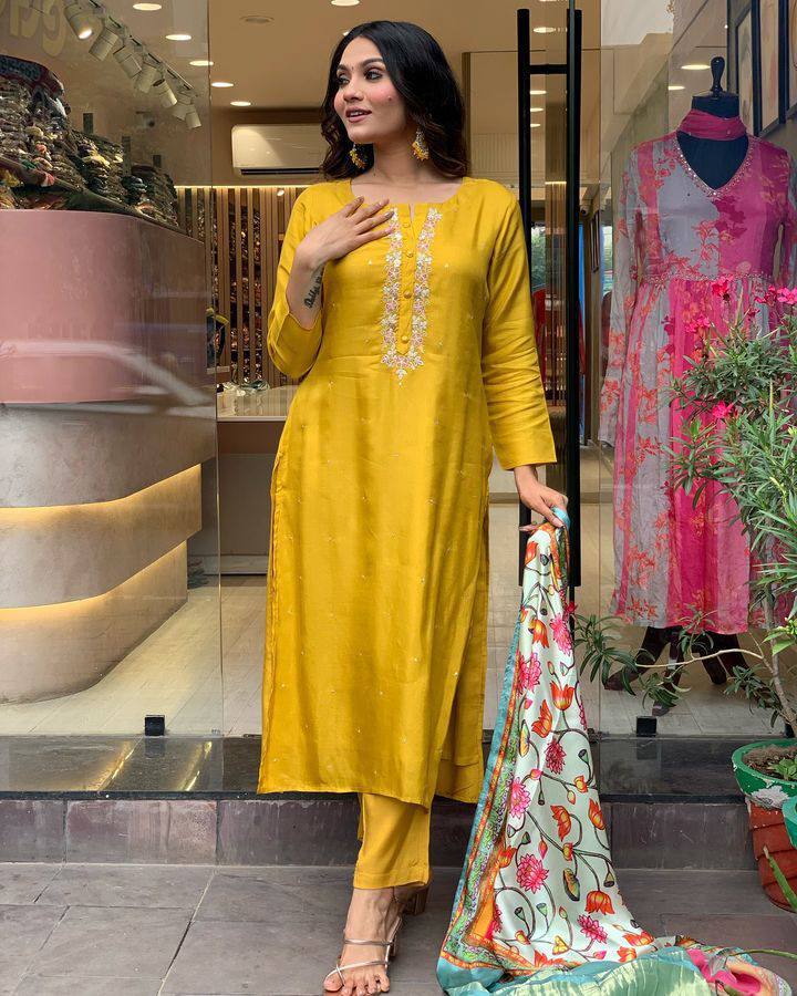 Mustard Kurta Pant Set With Heavy Thread Embroidery Work With Printed Dupatta